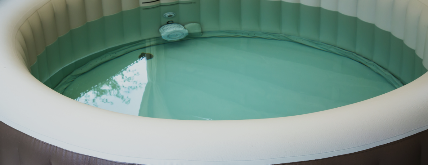 Jak vyčistit zahradní jacuzzi?