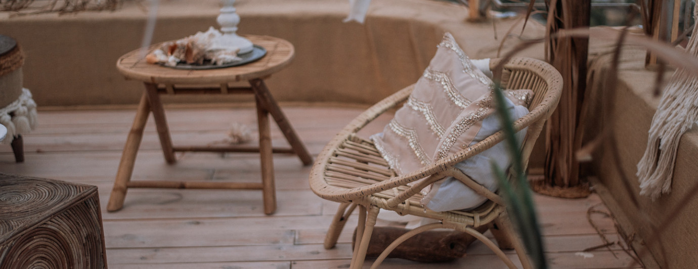 Terasa ve stylu Boho: praktické inspirace pro každý rozpočet