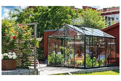 5 důvodů, proč investovat do zahradního skleníku