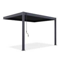 Antracitová hliníková pergola ke stěně Gutroof ELEGANCE WALL 3x4 m s klikou pro ovládání lamel na bílém pozadí