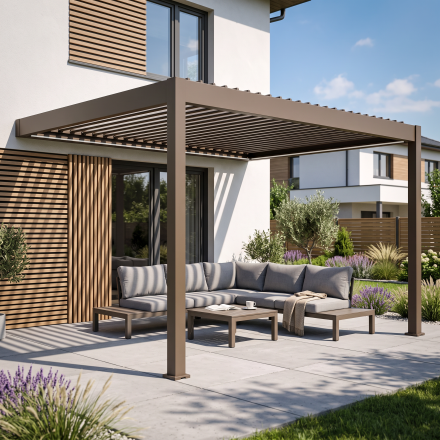 Hliníková pergola ke zdi Gutroof ELEGANCE WALL 3x4 m v barvě taupe na bílém pozadí