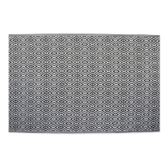 Terasový koberec MoodMe Witch Gray 120x180 cm s geometrickým vzorem v černobílém provedení na světlém pozadí