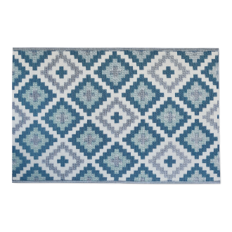 Obdélníkový venkovní koberec na terasu Wires Blue s modro-bílým geometrickým vzorem kosočtverců a křížů