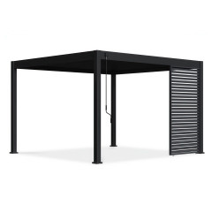 Antracitový žaluziový panel Gutroof 1,3 m instalovaný na straně pergoly s integrovanou ovládací klikou