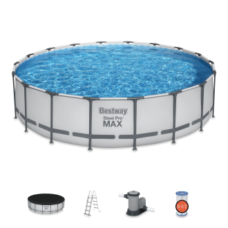 Wizualizacja dużego basenu STEEL PRO MAX na trawie w ogrodzie