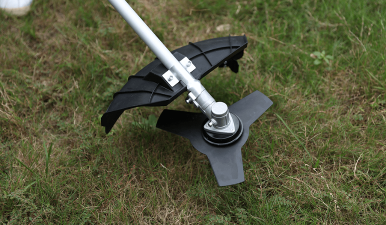 Motorov&aacute; kosa 1,4 kW YF-GLTA42 &ndash; YARD FORCE