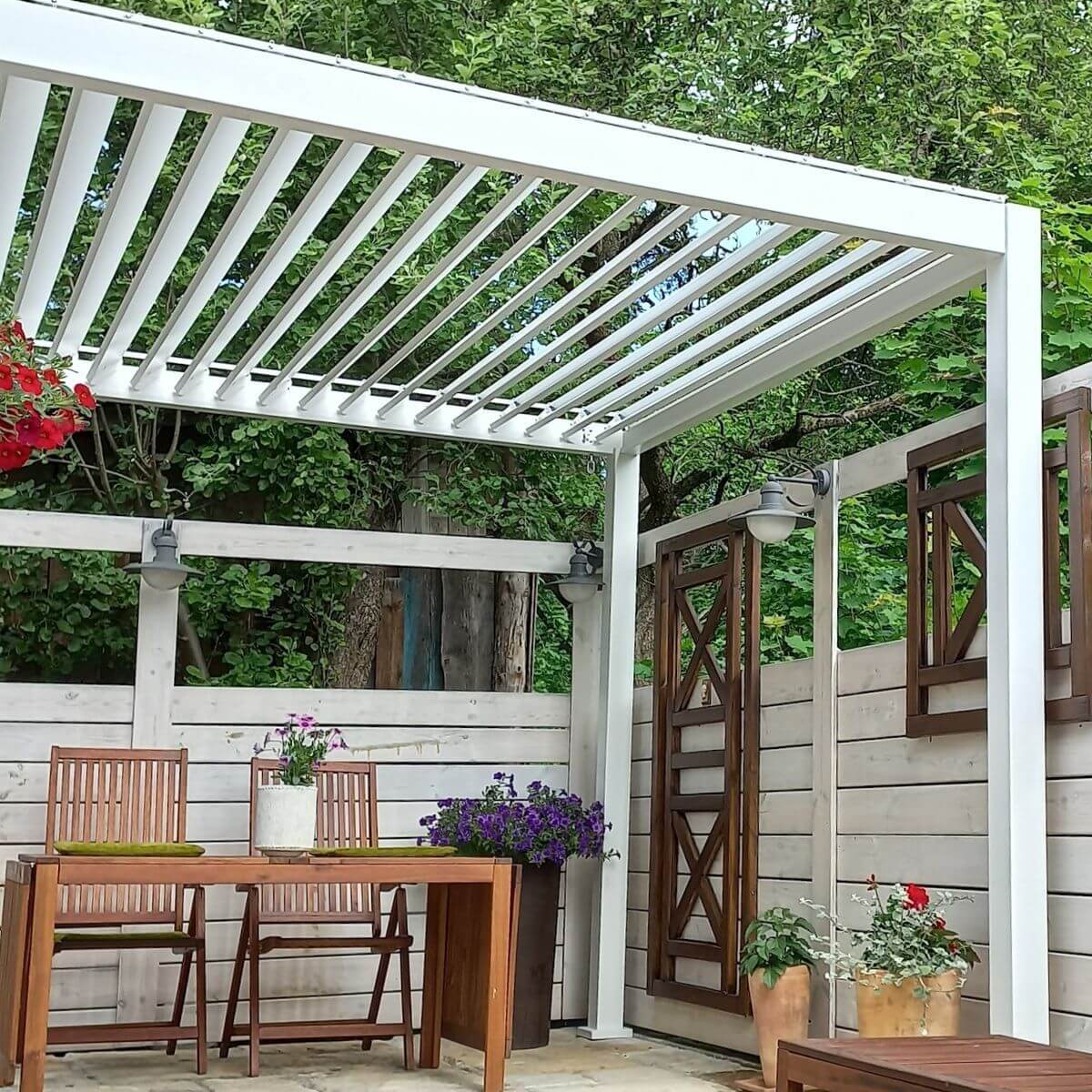 Hliníková pergola Gutroof Premium 3x4 m bílá fotografie realizace 2