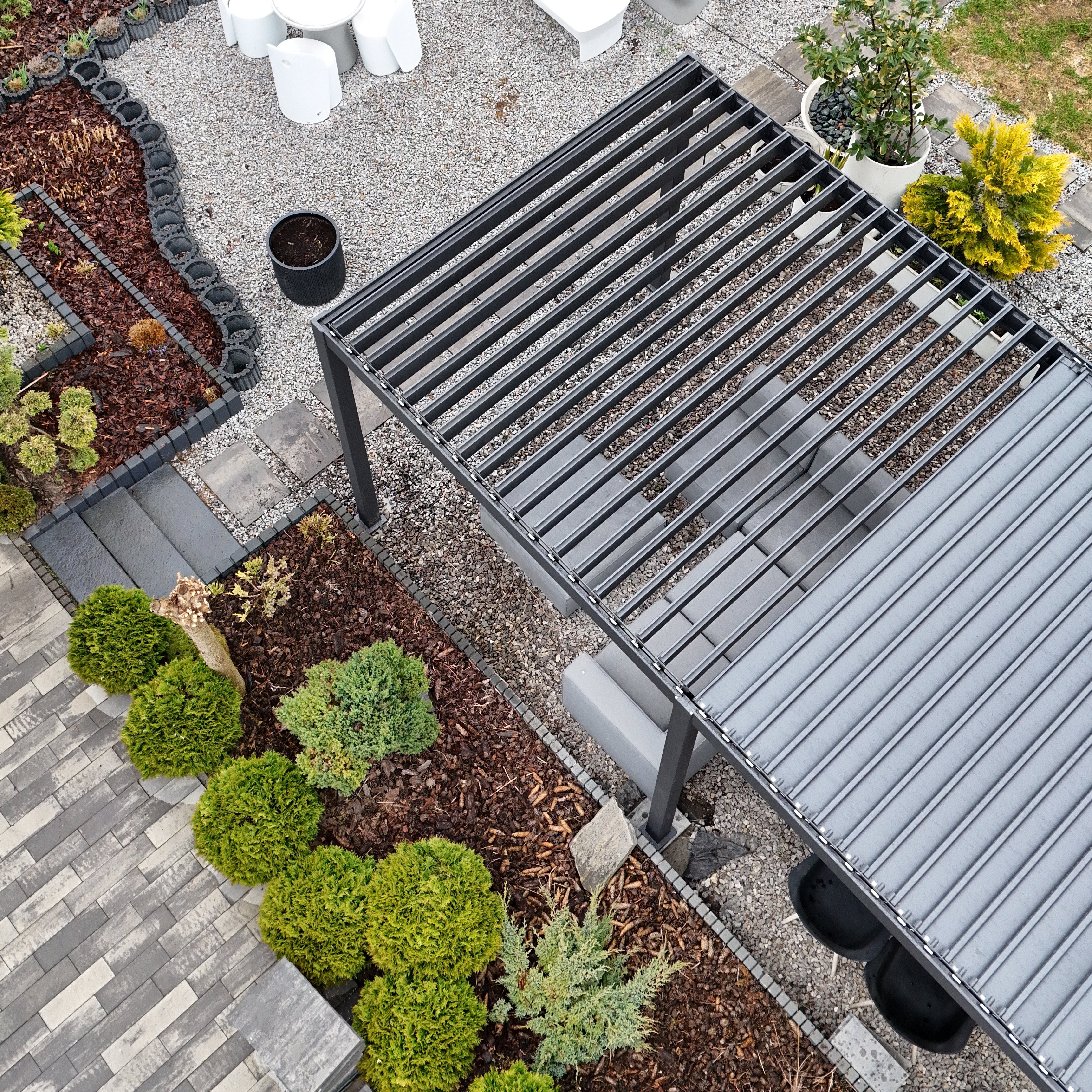 Hliníková pergola Gutroof Premium 3x6 m antracit fotografie realizace 4