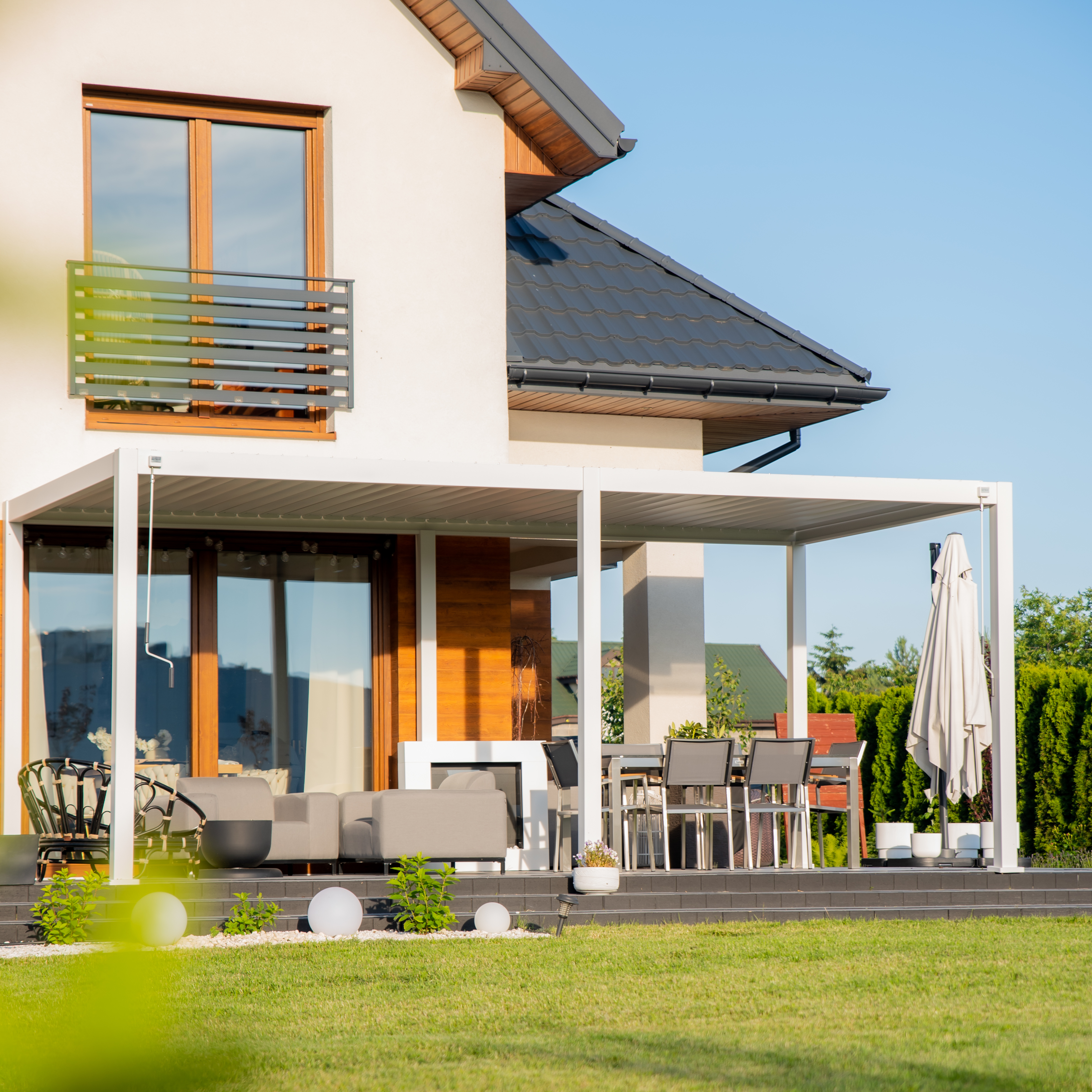 Hliníková pergola Gutroof Premium 3x6 m bílá fotografie realizace 13