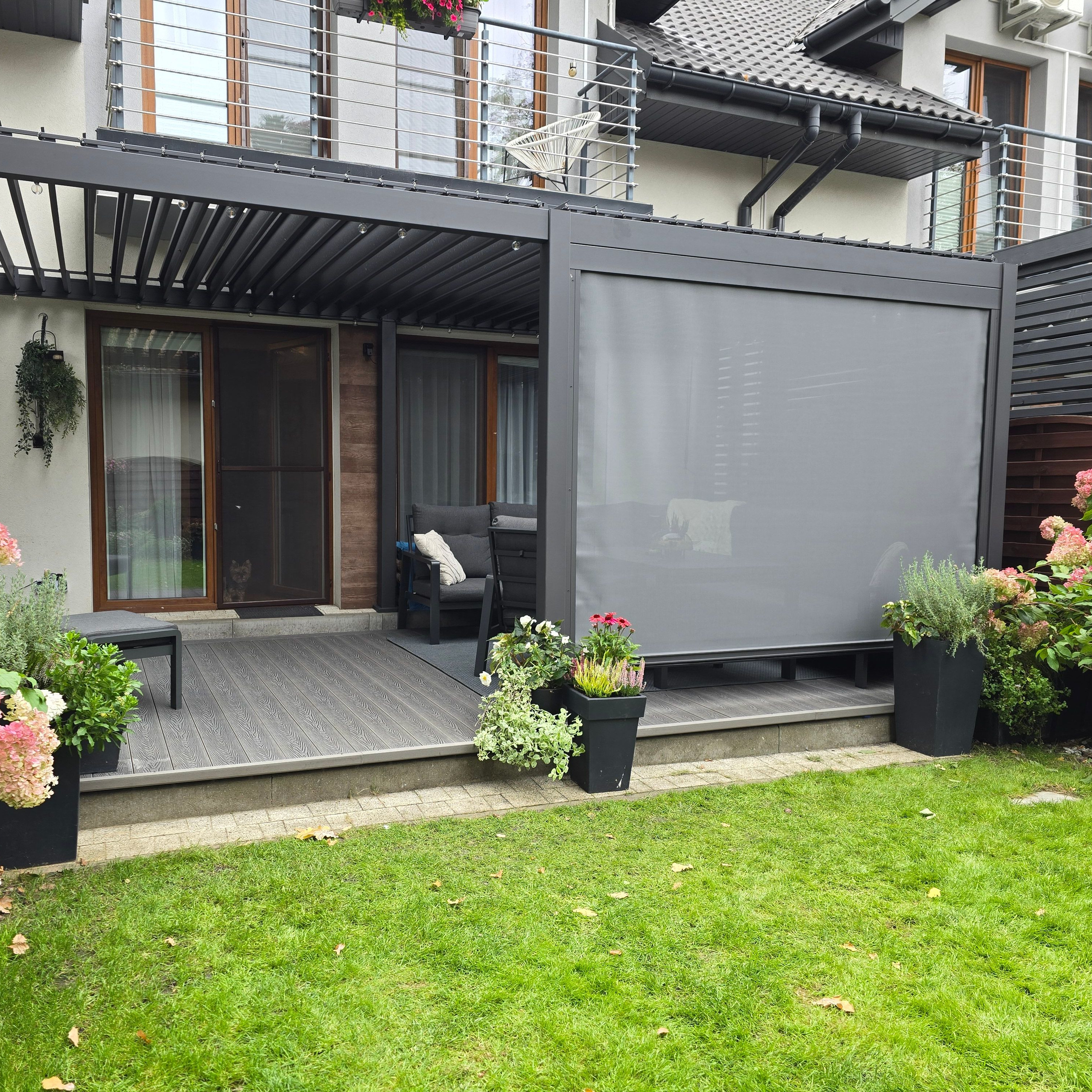 Roleta pro pergoly Gutroof Premium 3 m antracit fotografie realizace 6