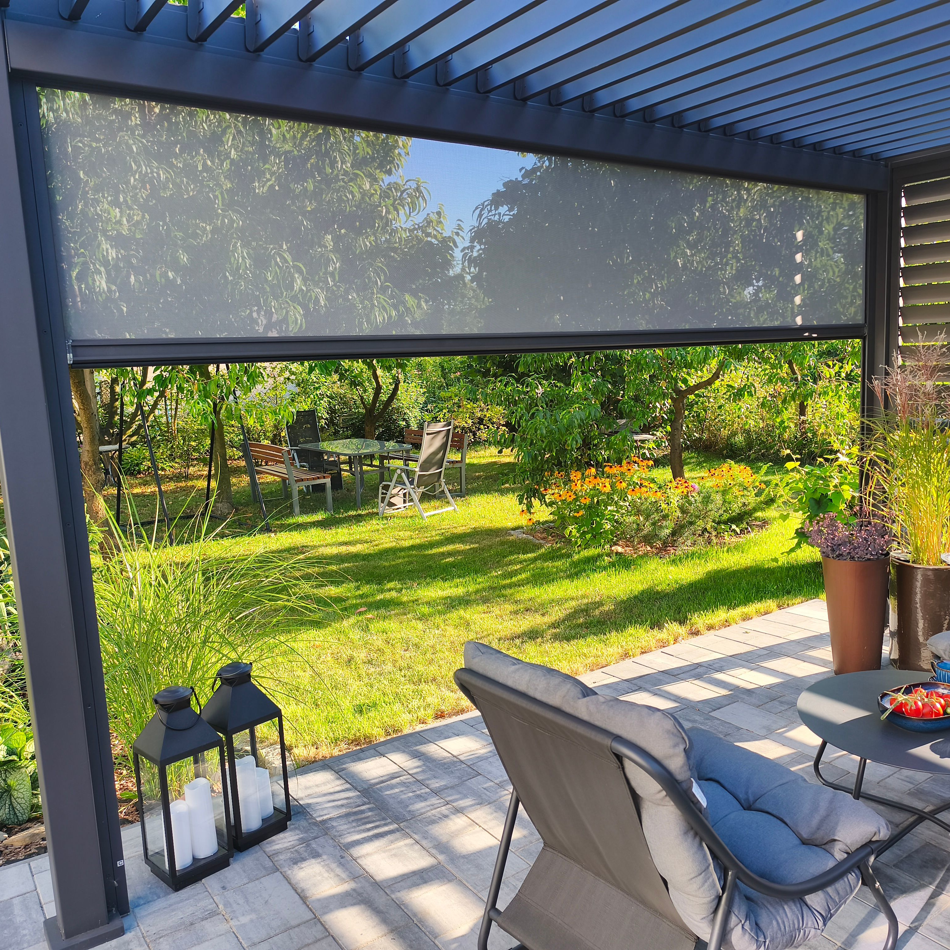 Roleta pro pergoly Gutroof Premium 4 m antracit fotografie realizace 1