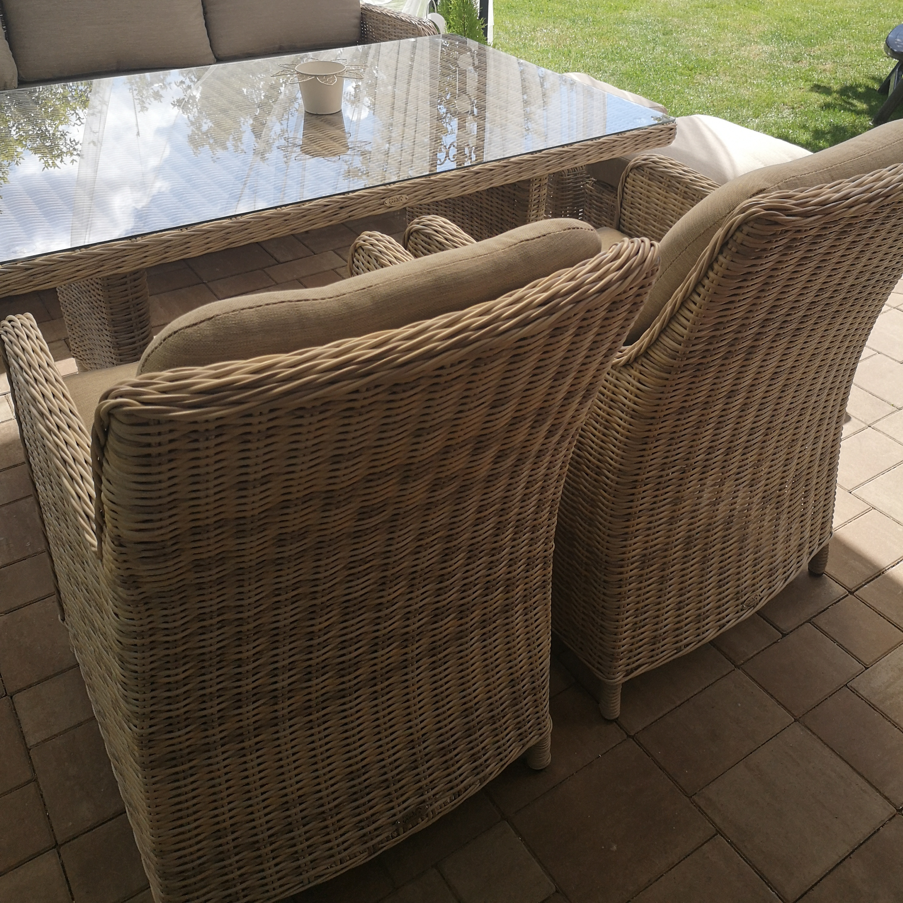 Ratanový zahradní set Bjørkka Maryland Beige fotografie realizace 8