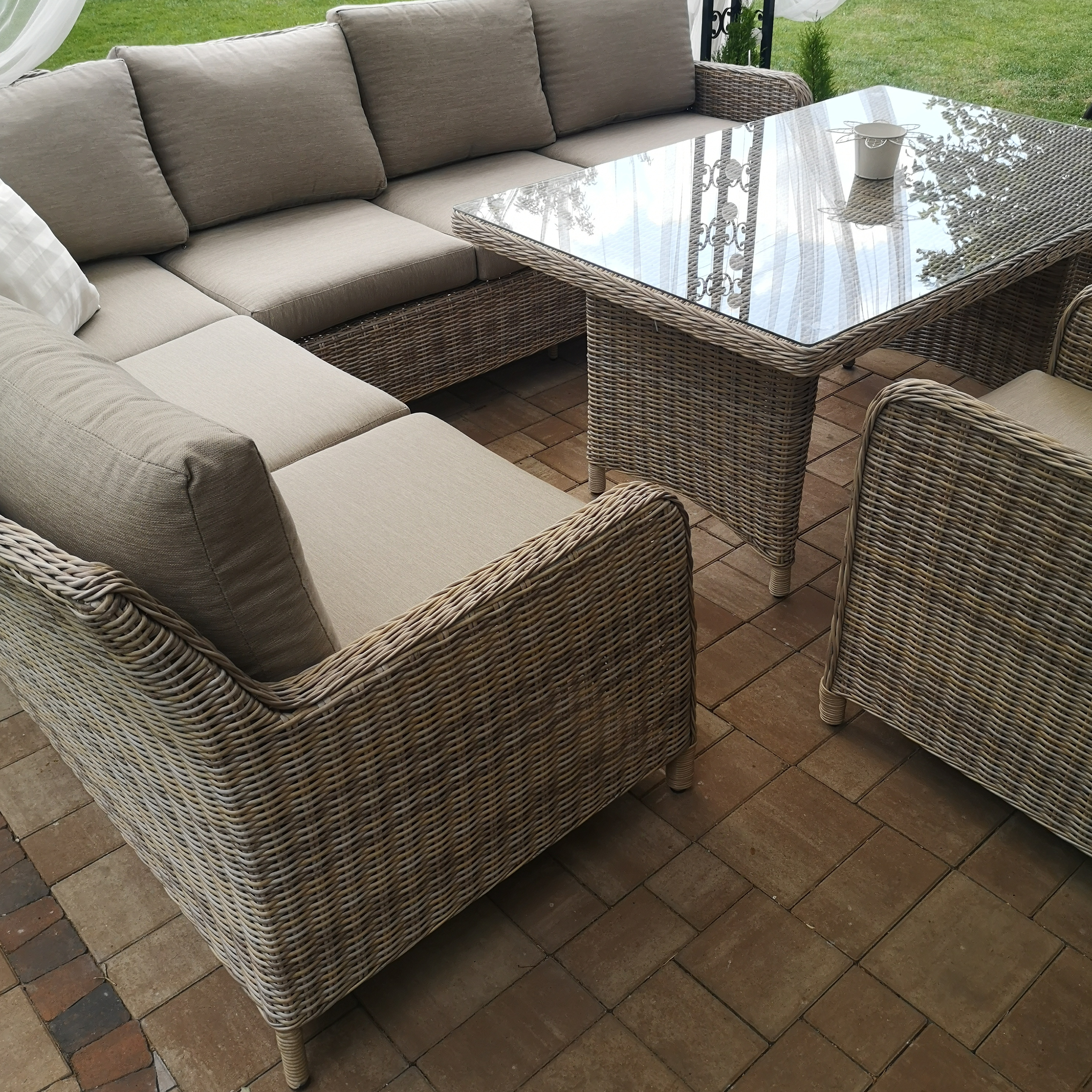 Ratanový zahradní set Bjørkka Maryland Beige fotografie realizace 9