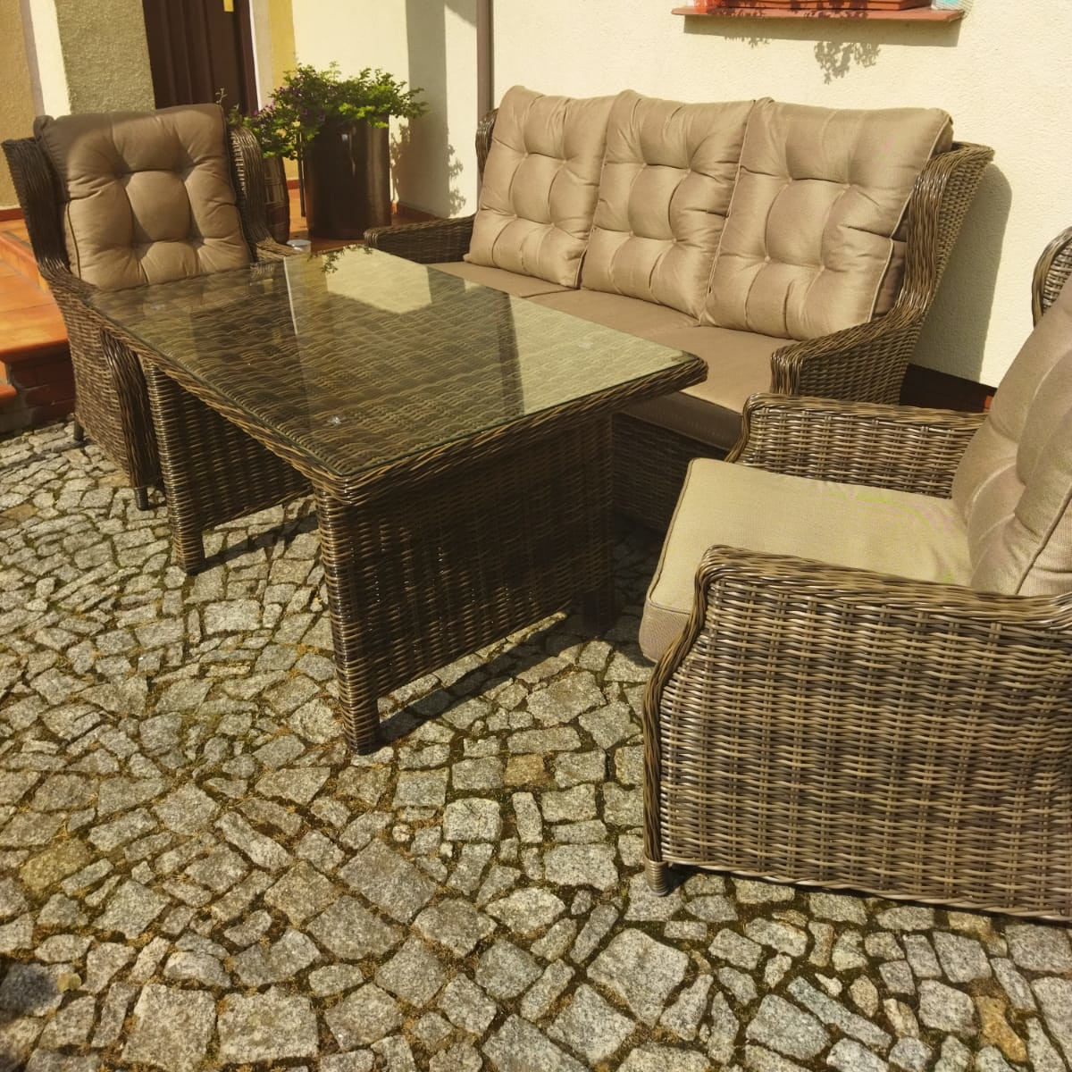 Zahradní sestava Bjørkka TRIVENTO DINING 3 Brown fotografie realizace 3