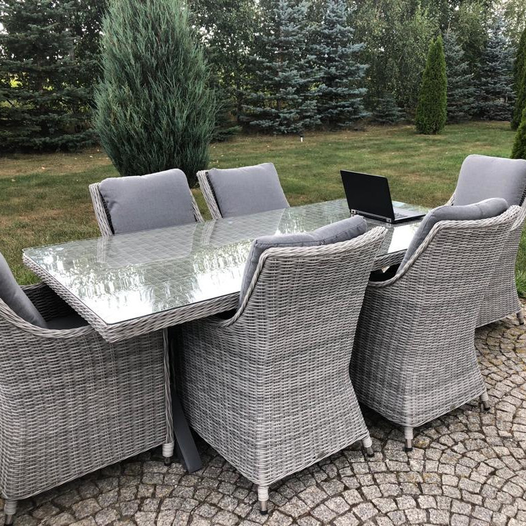Zahradní sestava z technoratanu NAPOLI 6+1 Stone Grey fotografie realizace 4