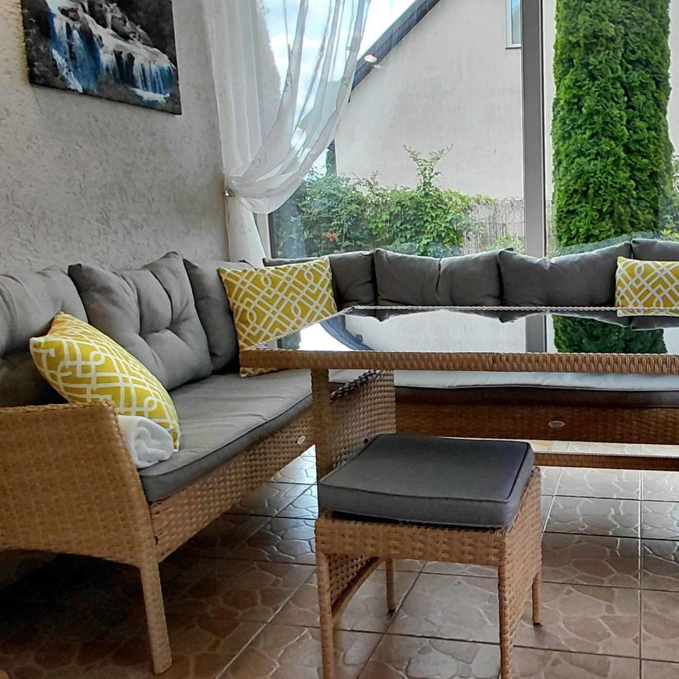 Zahradní rohová sestava Bjørkka CORTINA Beige fotografie realizace 7