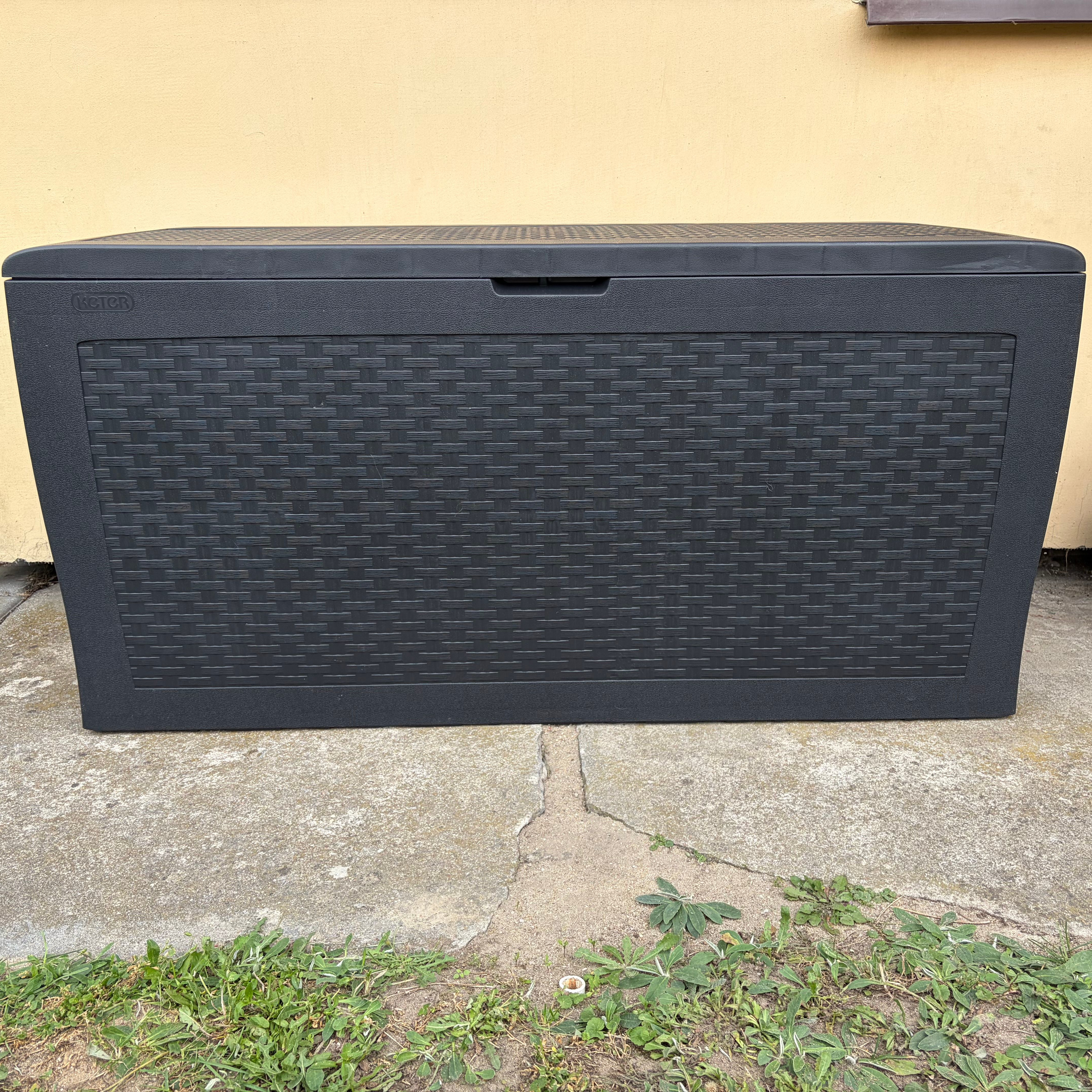 Zahradní úložný box Keter Samoa Rattan 270l grafit fotografie realizace 3