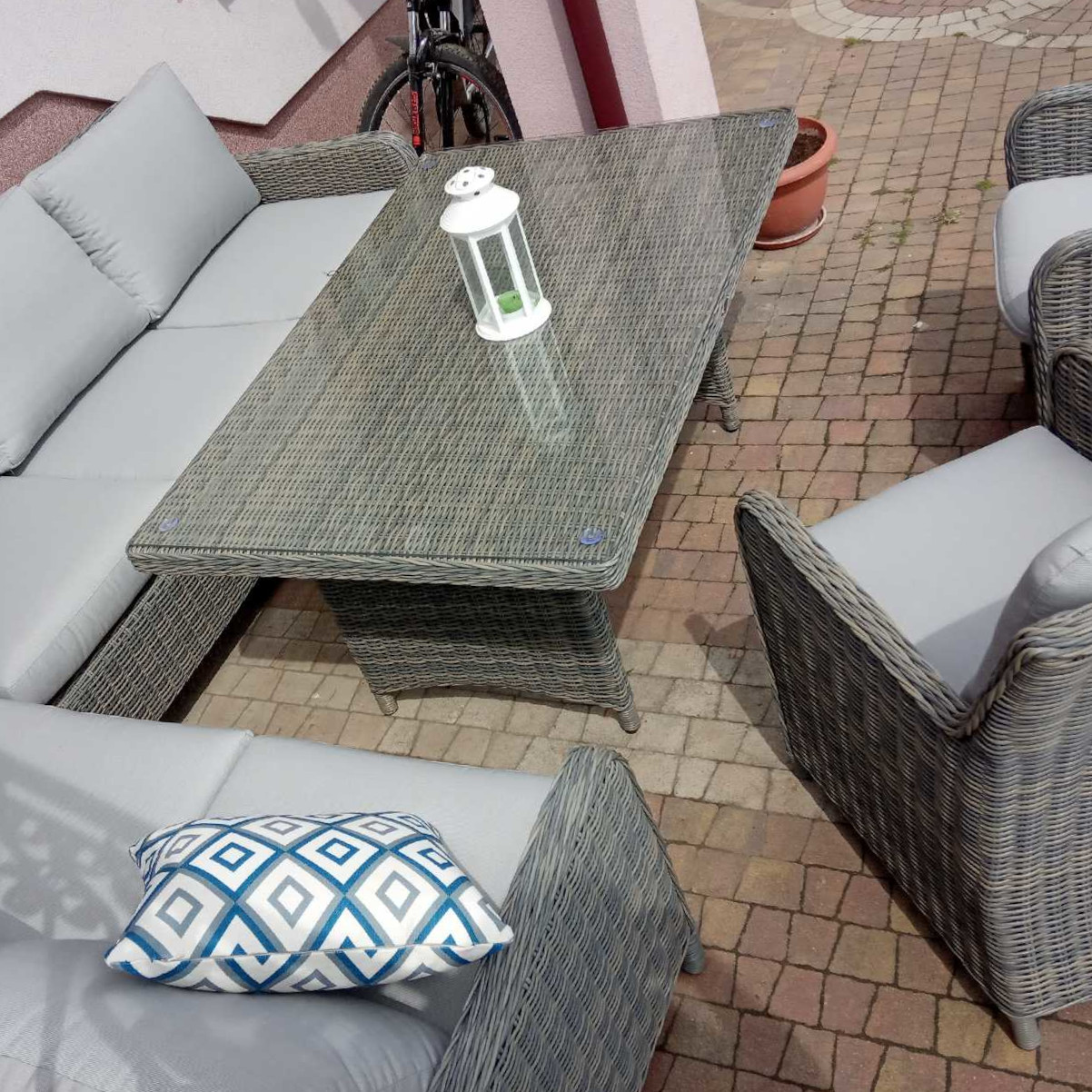Zahradní rohová sestava Bjørkka Maryland Stone fotografie realizace 3
