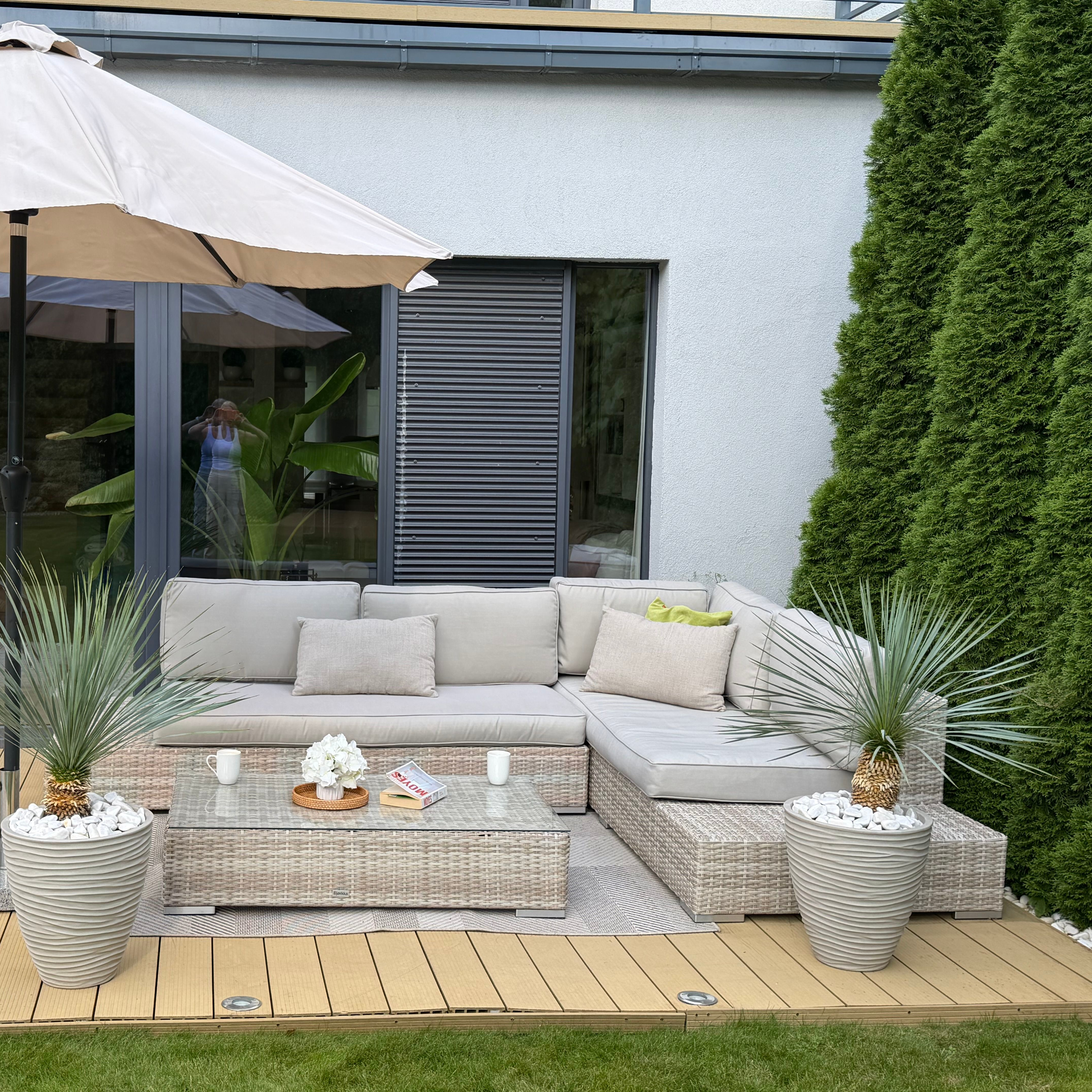 Zahradní rohová souprava Bjørkka VERONA Beige fotografie realizace 1