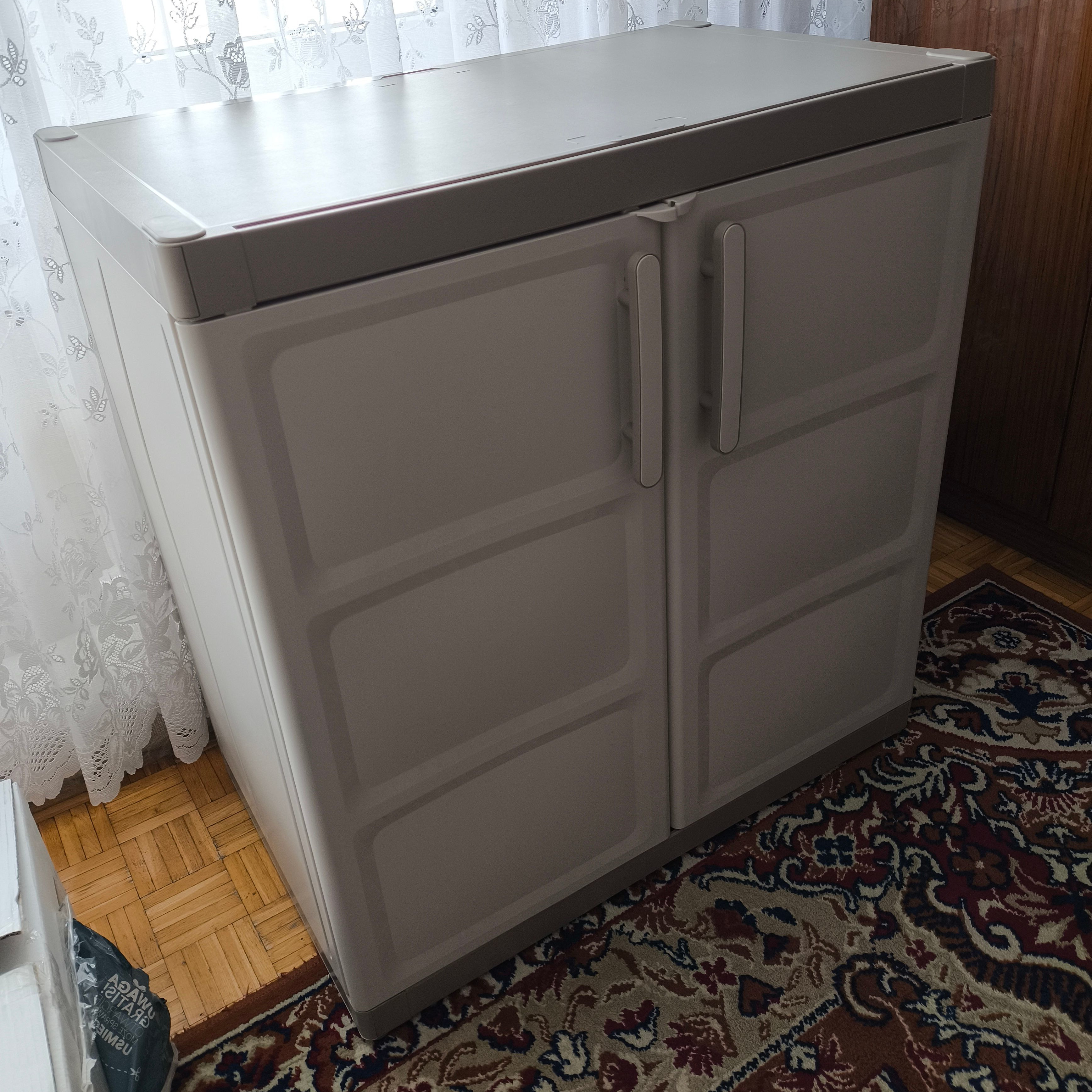 Plastová dílenská skříň Keter Excellence XL Low fotografie realizace 2