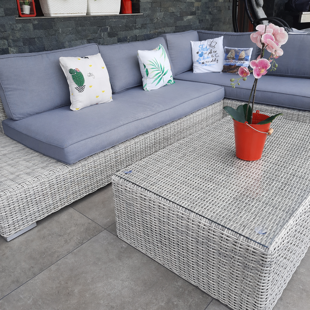 Zahradní rohová souprava VERONA White Grey fotografie realizace 3