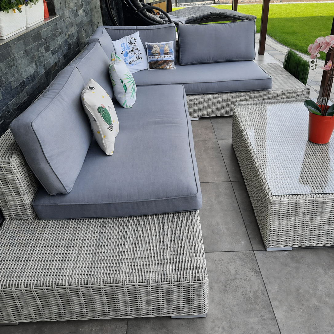 Zahradní rohová souprava VERONA White Grey fotografie realizace 5