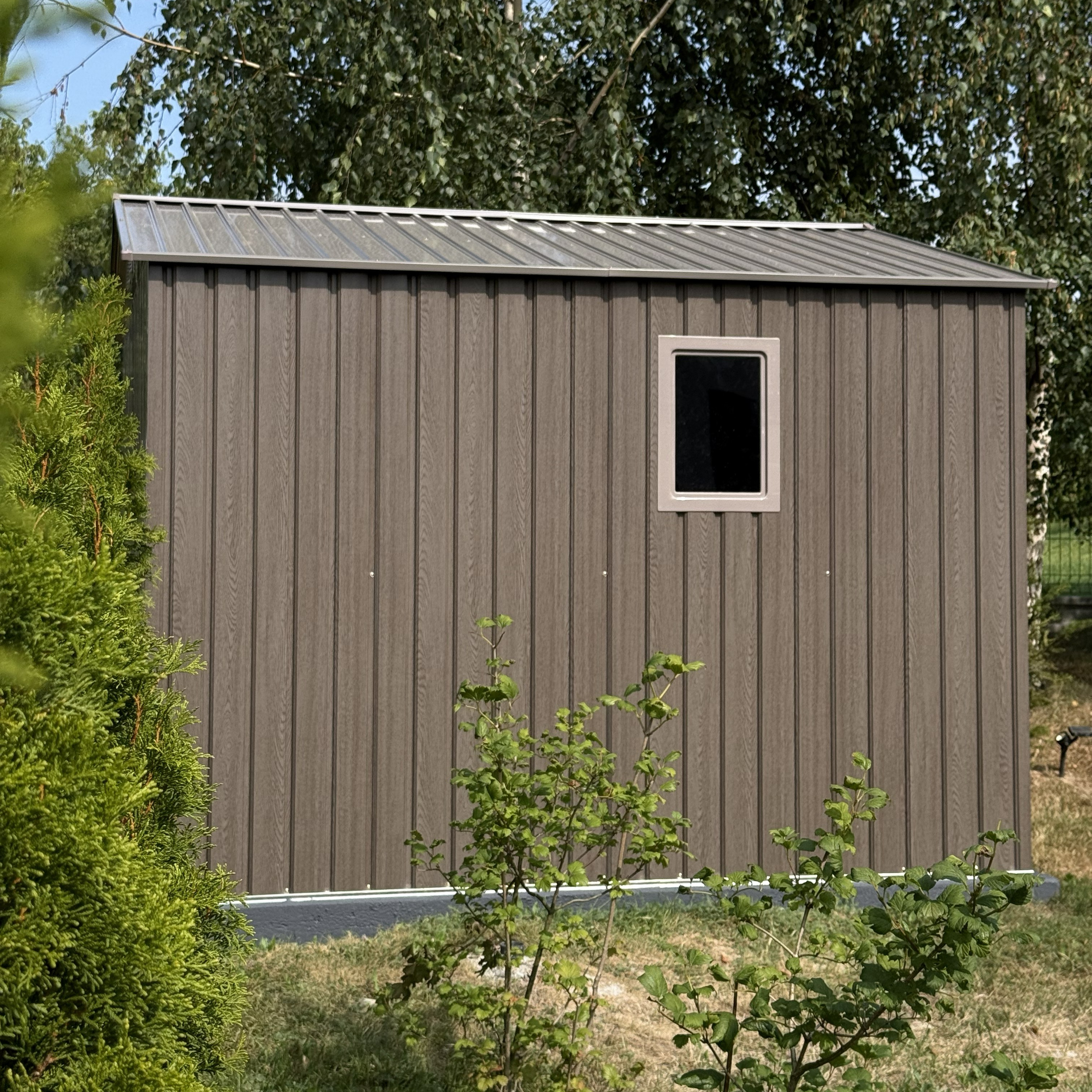 Kovový zahradní domek Hardmaister HUDSON 277x255 cm fotografie realizace 5