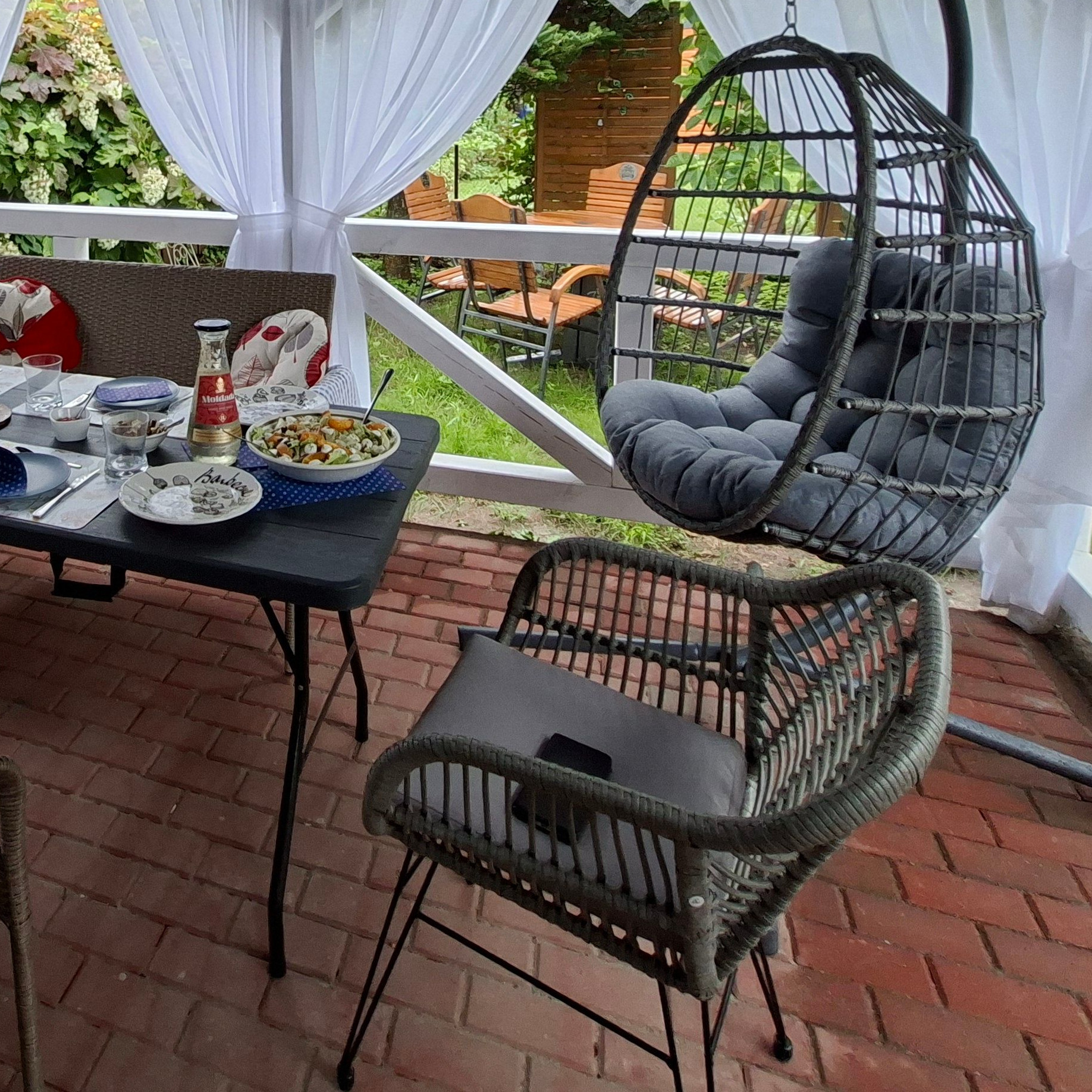 Balkonový set Focus Garden KUBU 2+1, šedý fotografie realizace 2