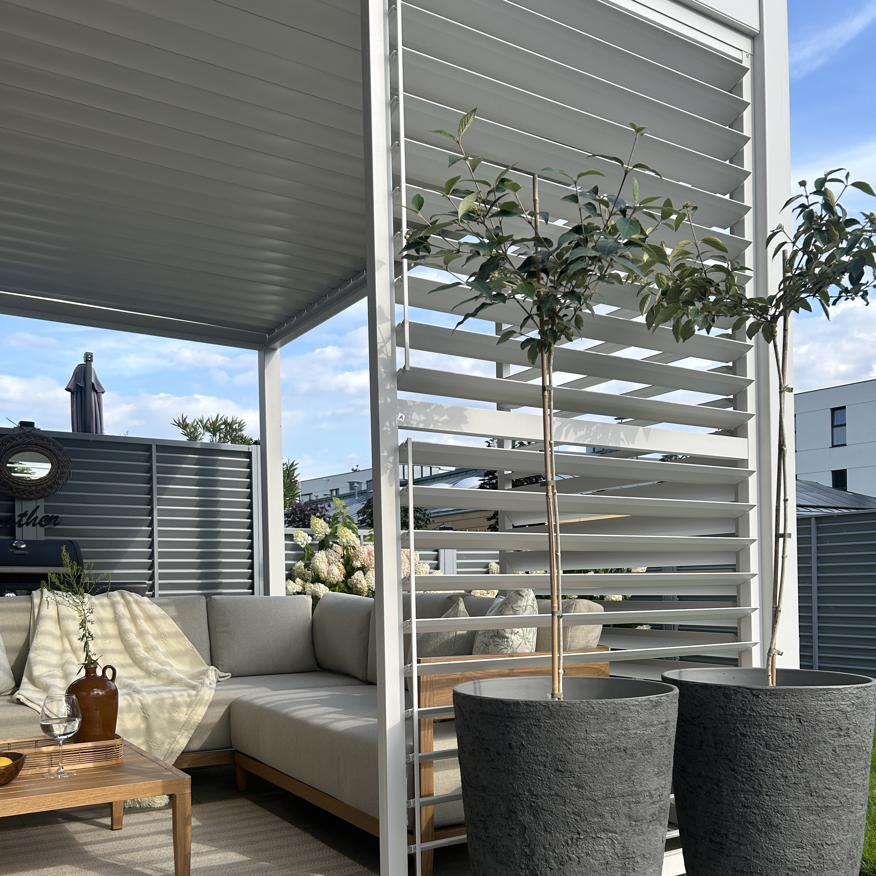Žaluziový panel Gutroof Premium 4 m, bílý fotografie realizace 5