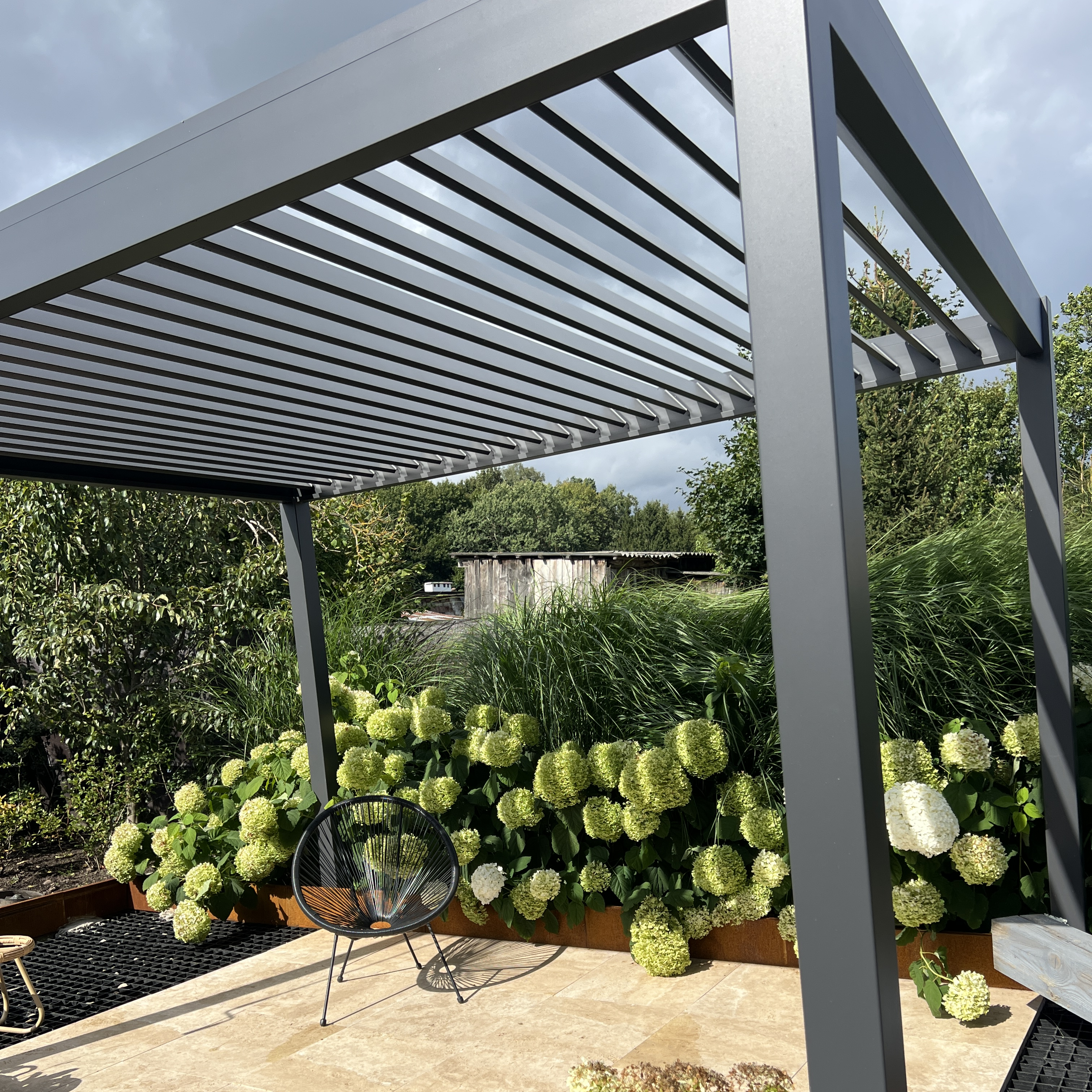 Hliníková pergola Gutroof ELEGANCE 3x4 m antracit fotografie realizace 2