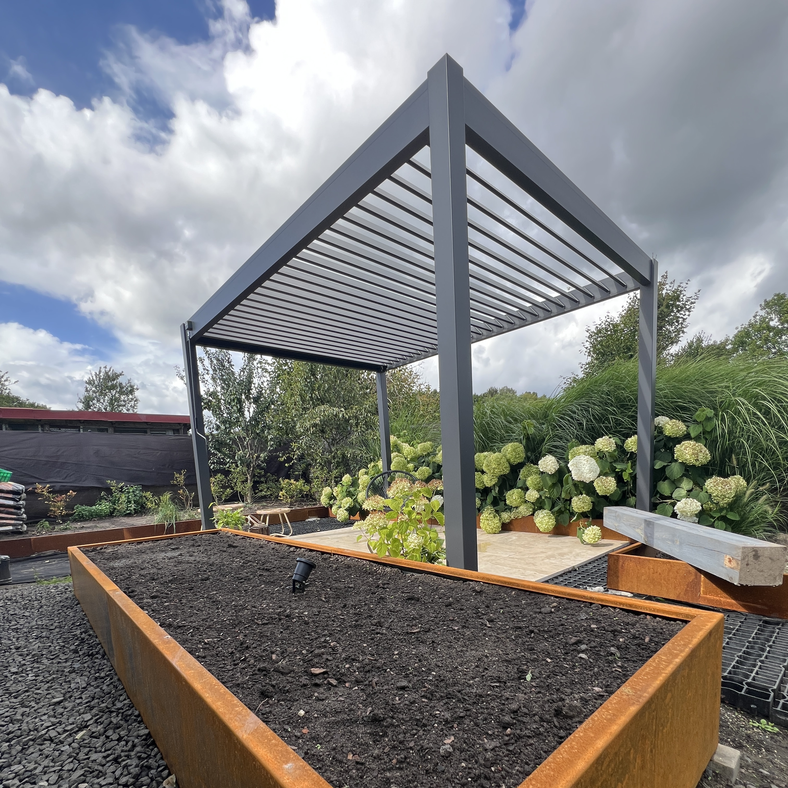 Hliníková pergola Gutroof ELEGANCE 3x4 m antracit fotografie realizace 5