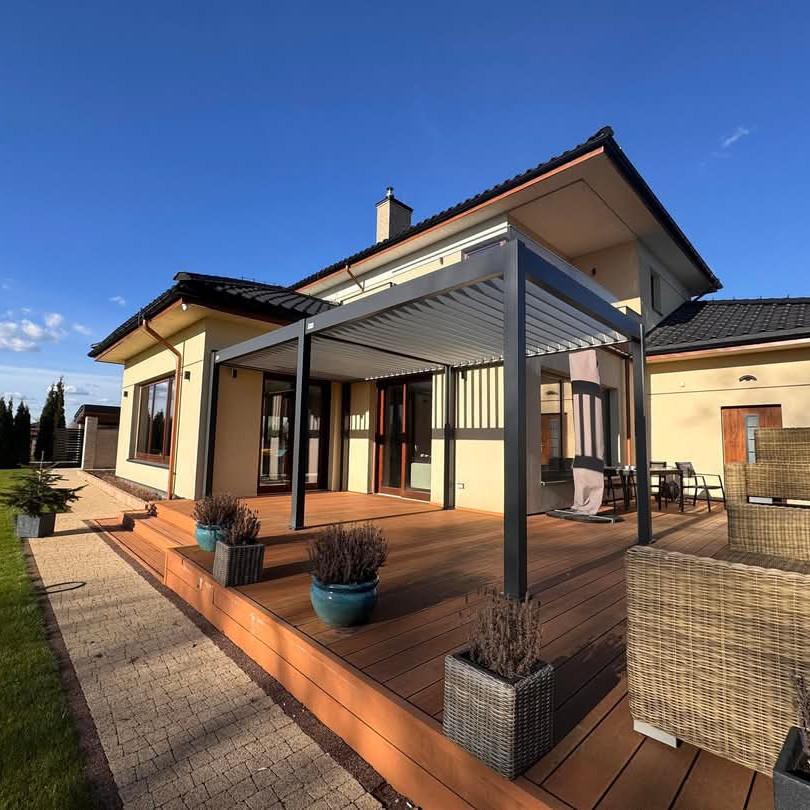 Hliníková bioklimatická pergola Gutroof ELEGANCE 3x6 m fotografie realizace 7