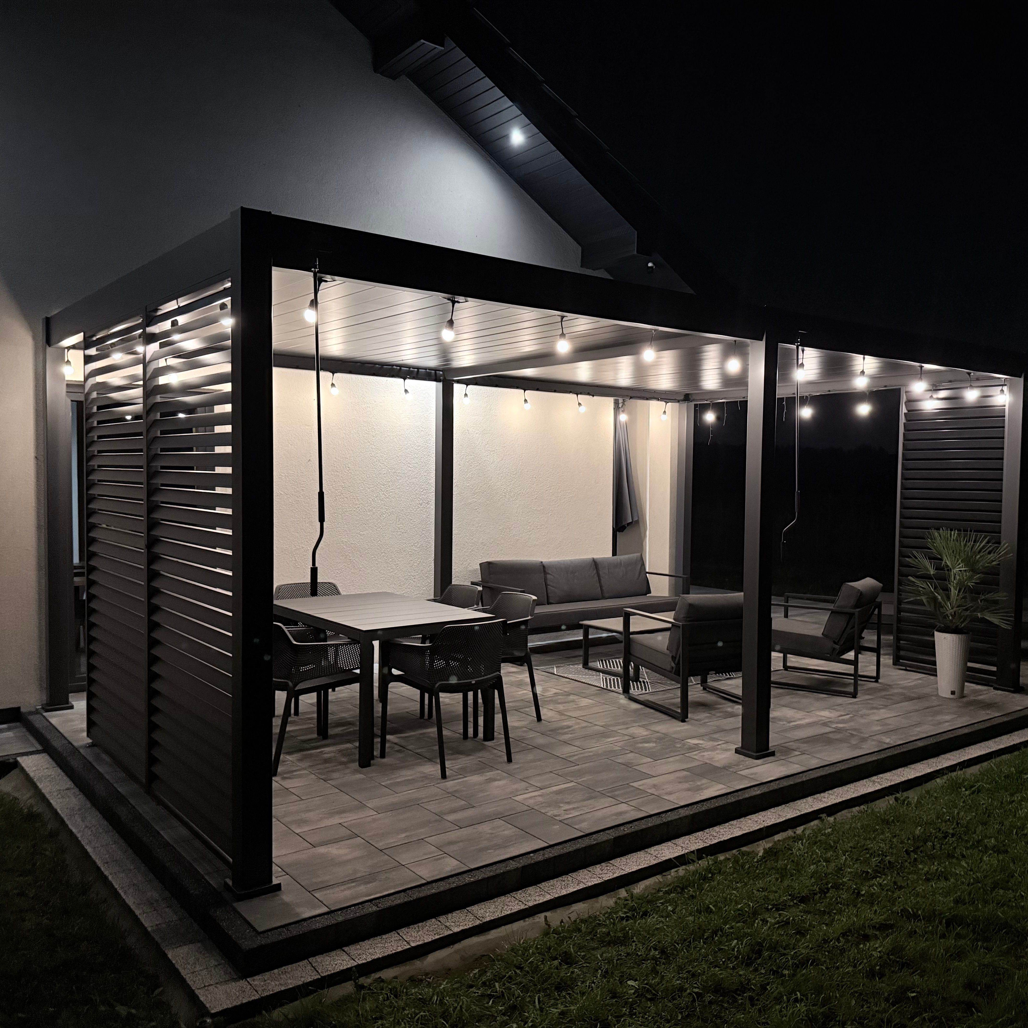 Hliníková pergola Gutroof DELUXE 3,6x6 m antracit fotografie realizace 1