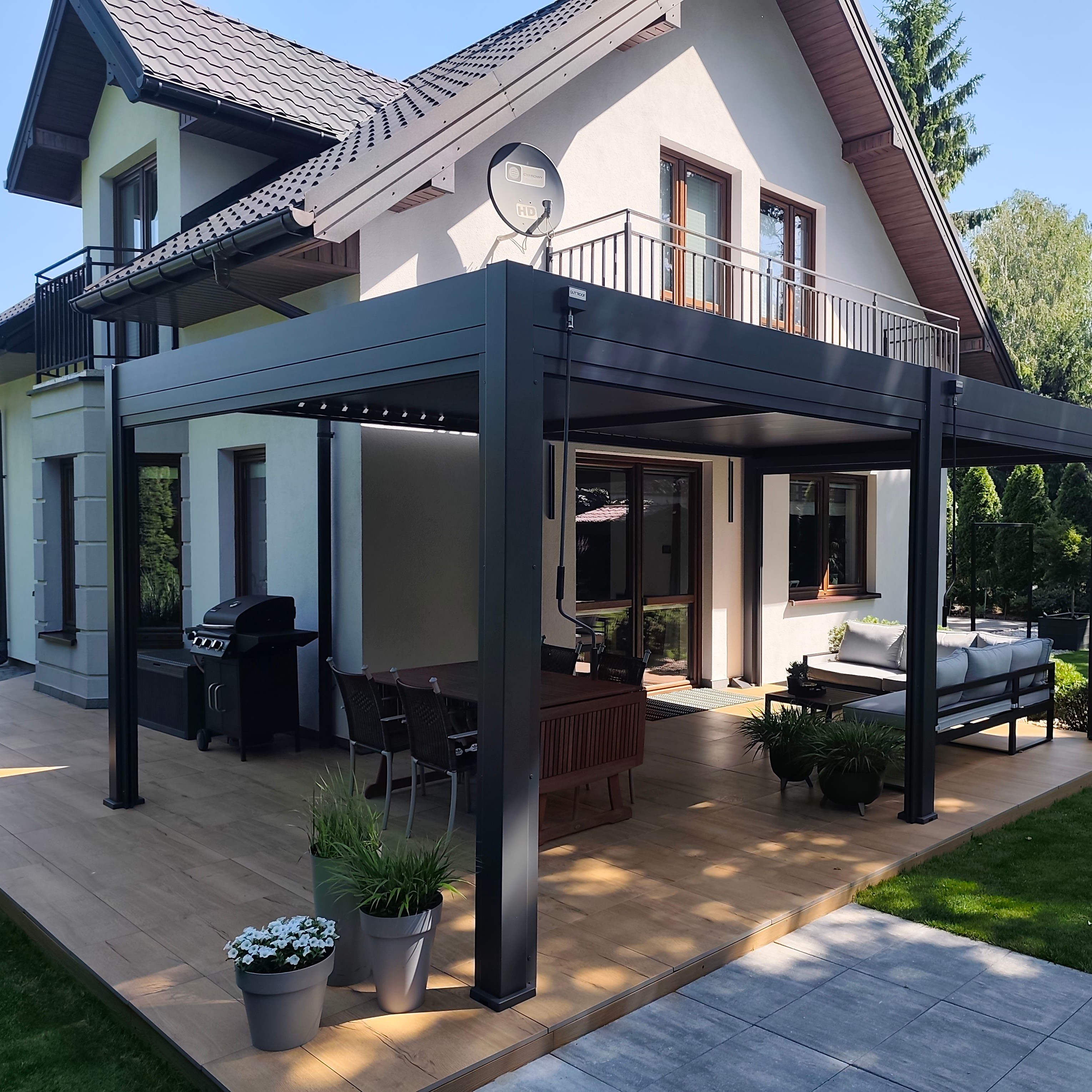 Hliníková pergola Gutroof DELUXE 3,6x6 m antracit fotografie realizace 5