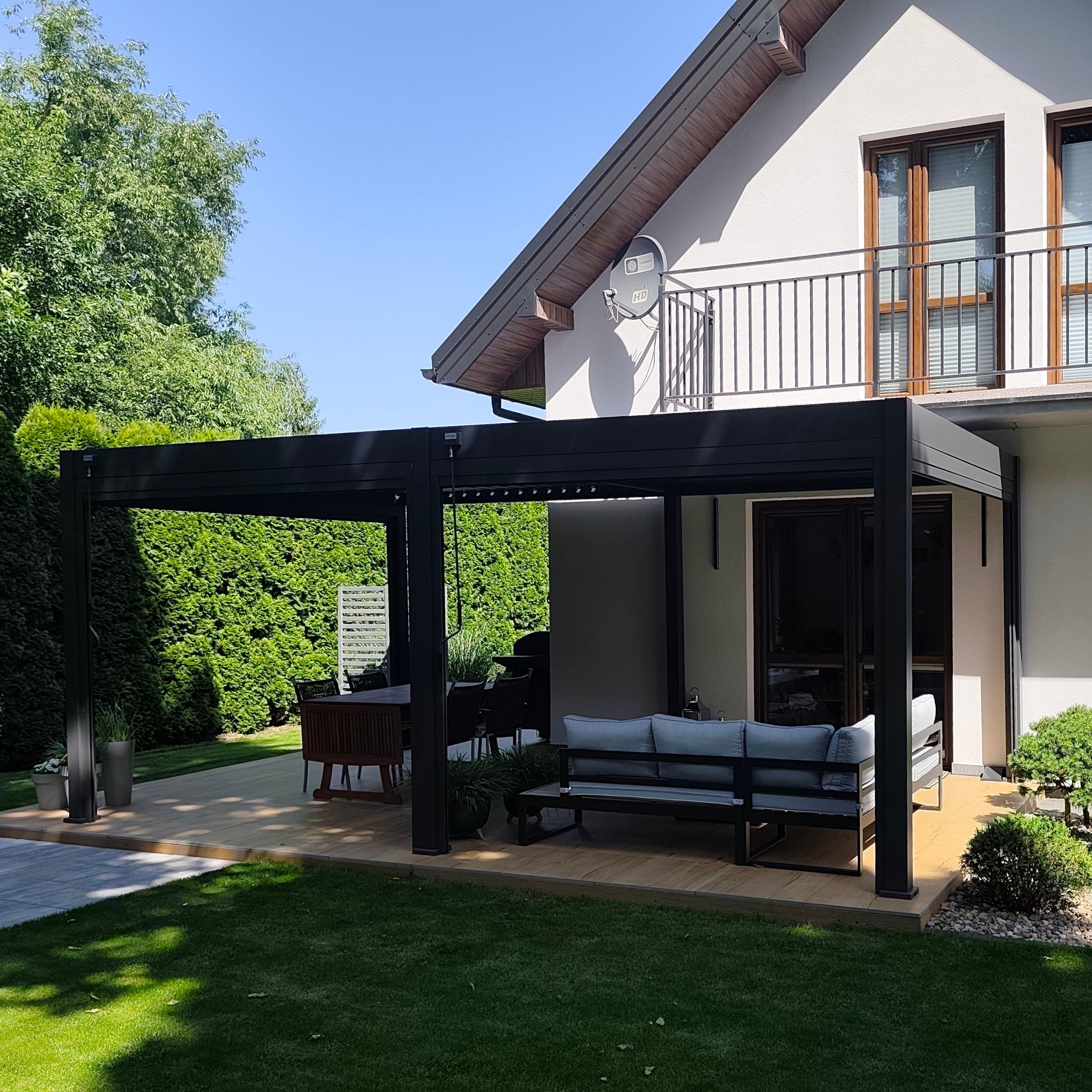 Hliníková pergola Gutroof DELUXE 3,6x6 m antracit fotografie realizace 6