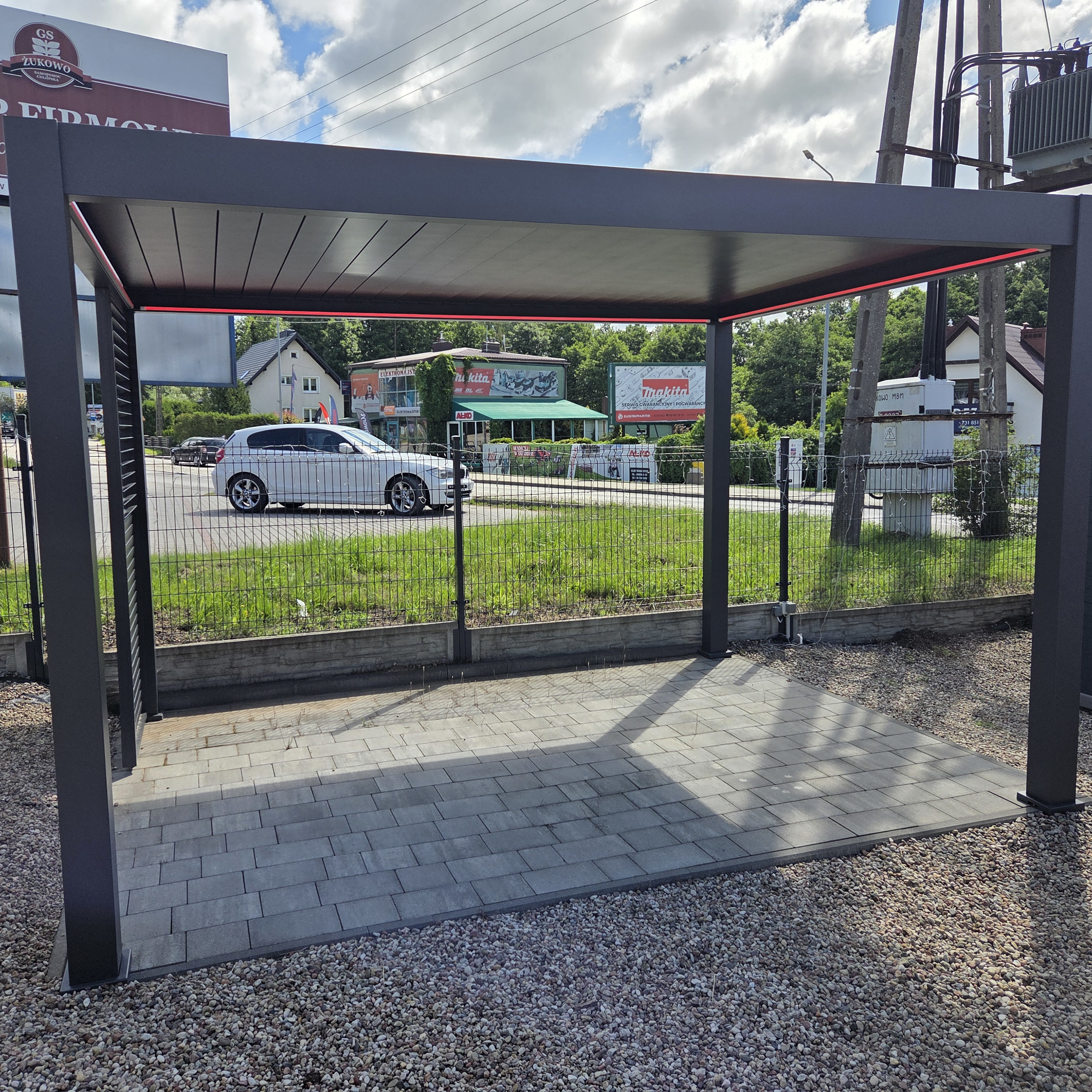 Hliníková pergola Gutroof DELUXE PRO 3x4 m s LED, antracit fotografie realizace 3