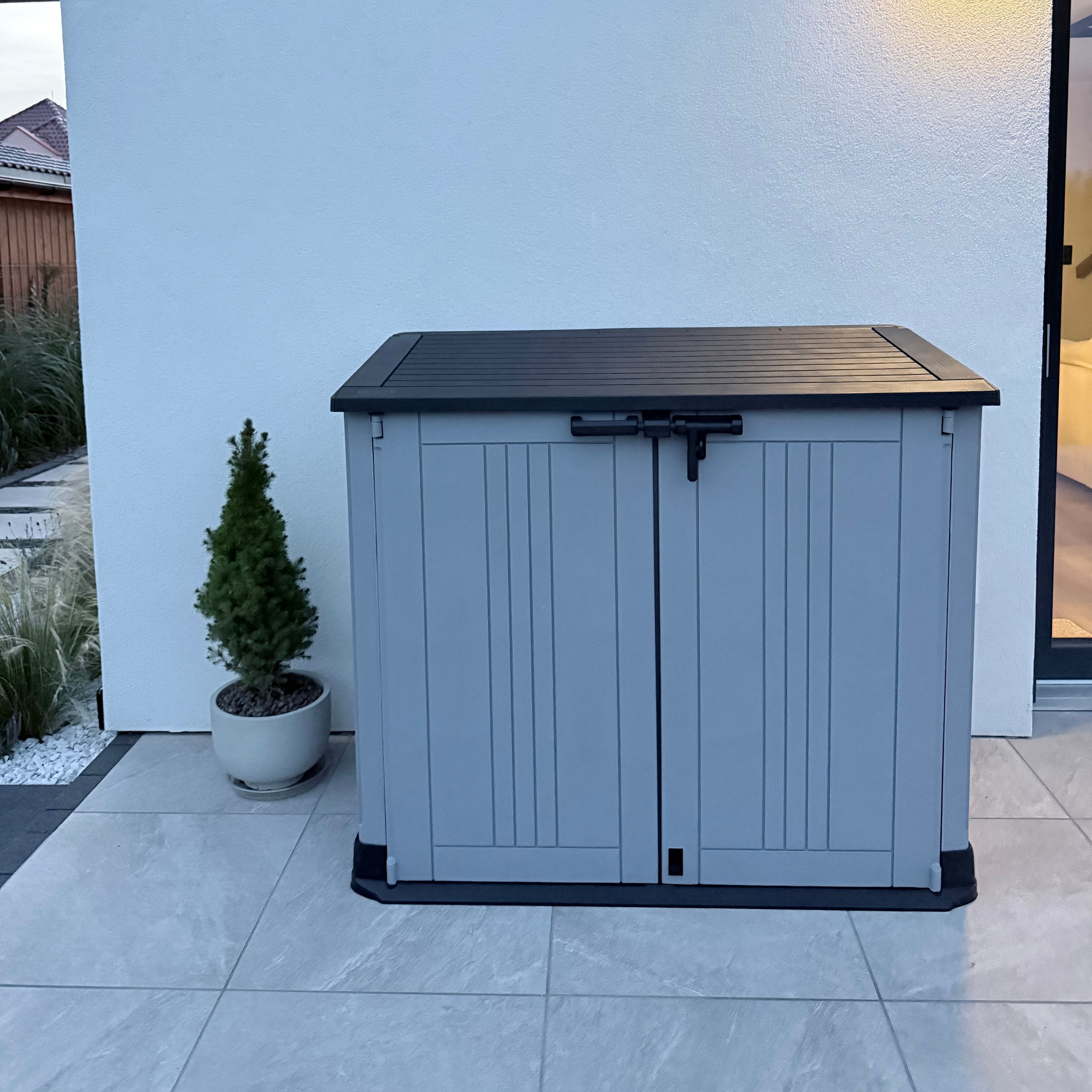 Zahradní úložný box Keter Store It Out Midi Prime fotografie realizace 2