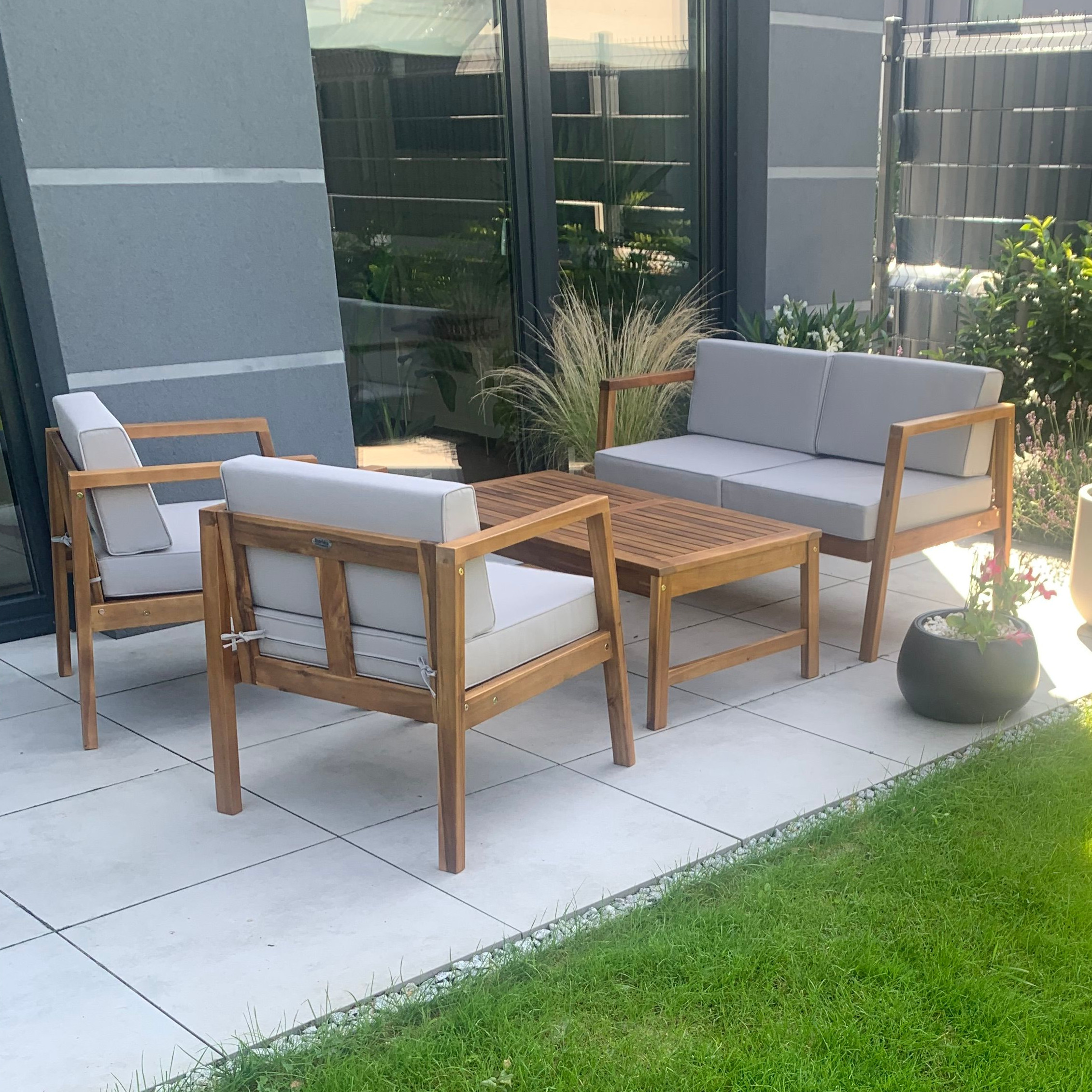 Sestava zahradního nábytku MALMO CAFFE Acacia Wood - Bjørkka fotografie realizace 11
