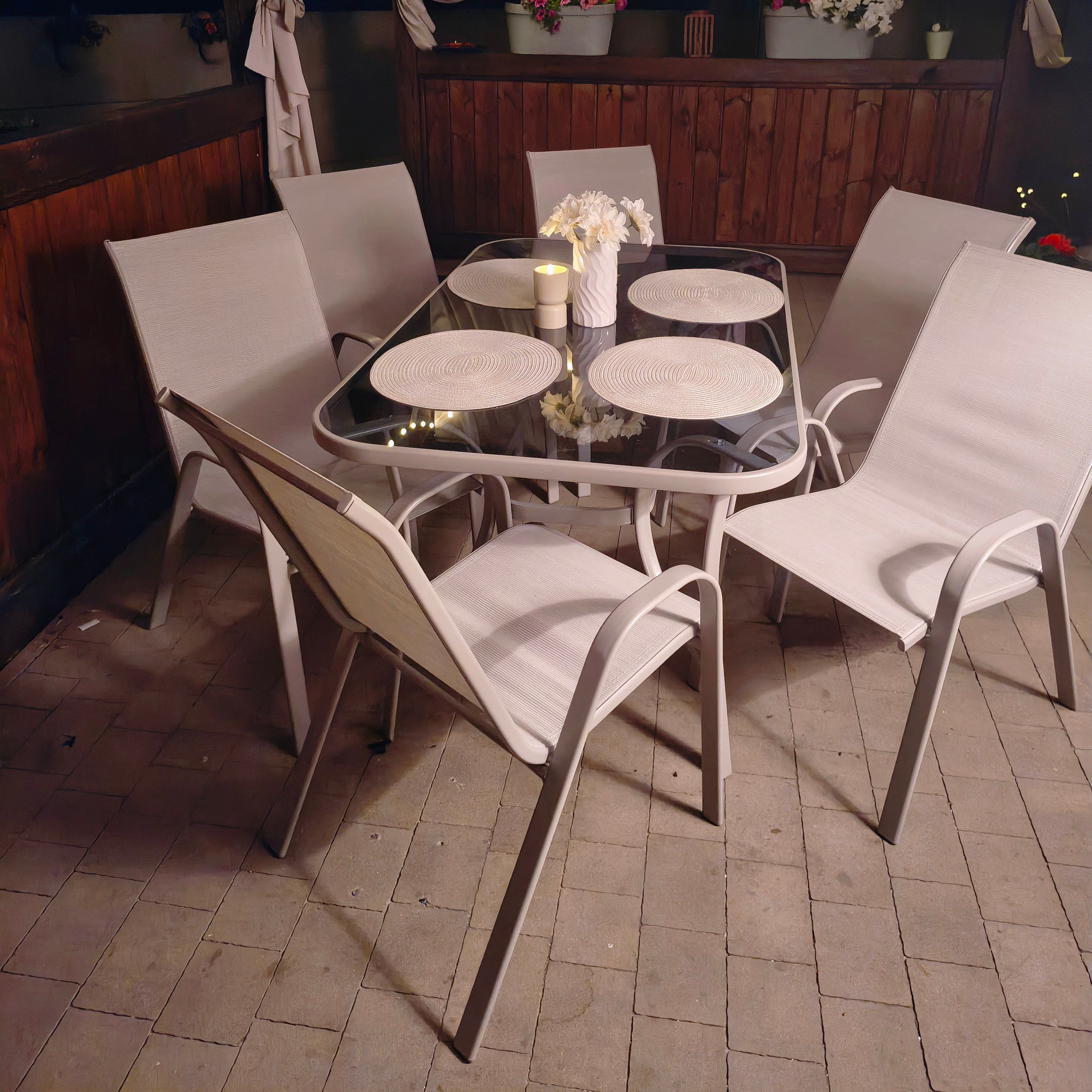Zahradní sestava BOLOGNA 6+1 Světle béžová fotografie realizace 2