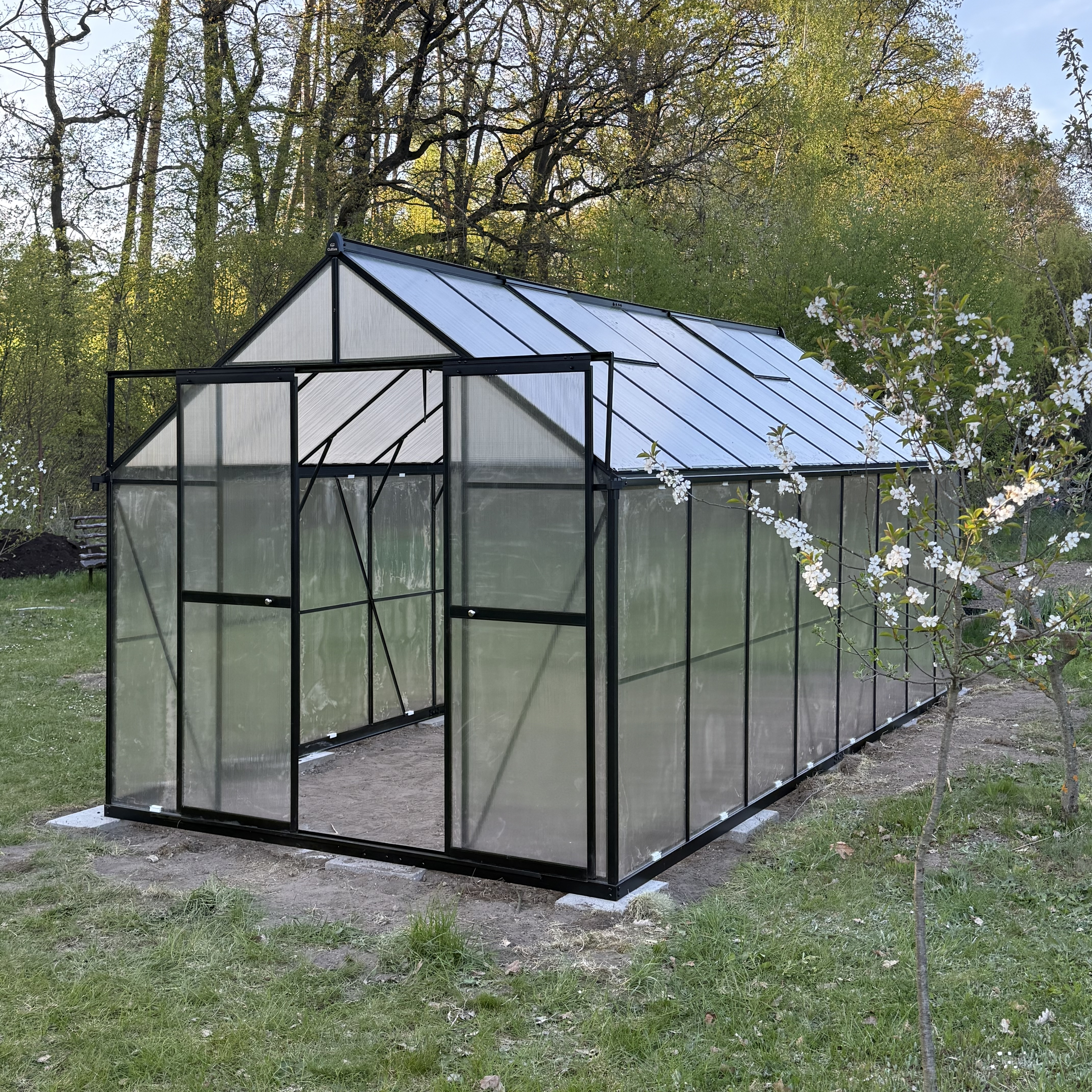 Polykarbonátový skleník Cultivo Slide-In 244x370 cm Silver fotografie realizace 3