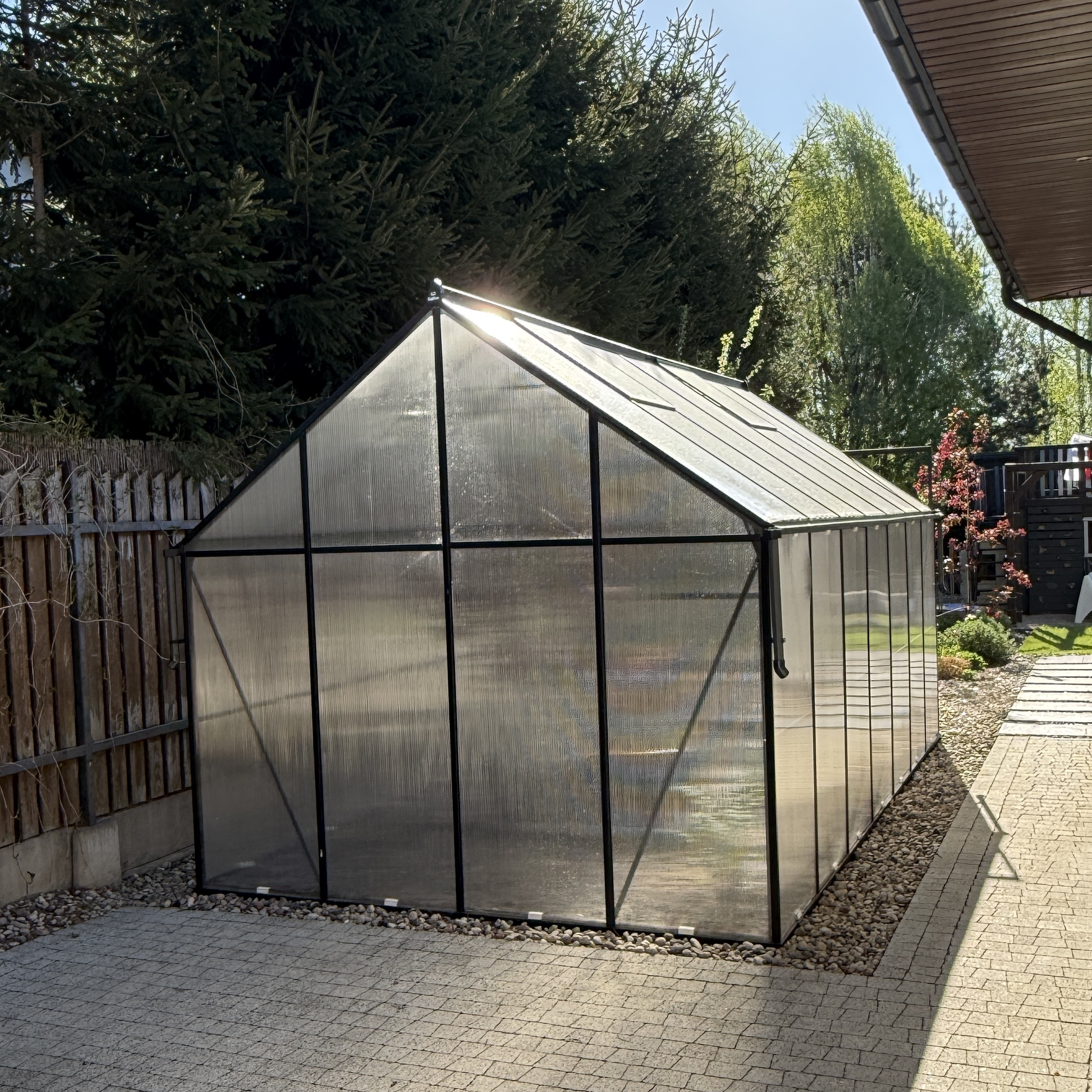 Polykarbonátový skleník Cultivo Slide-In 244x370 cm Silver fotografie realizace 6