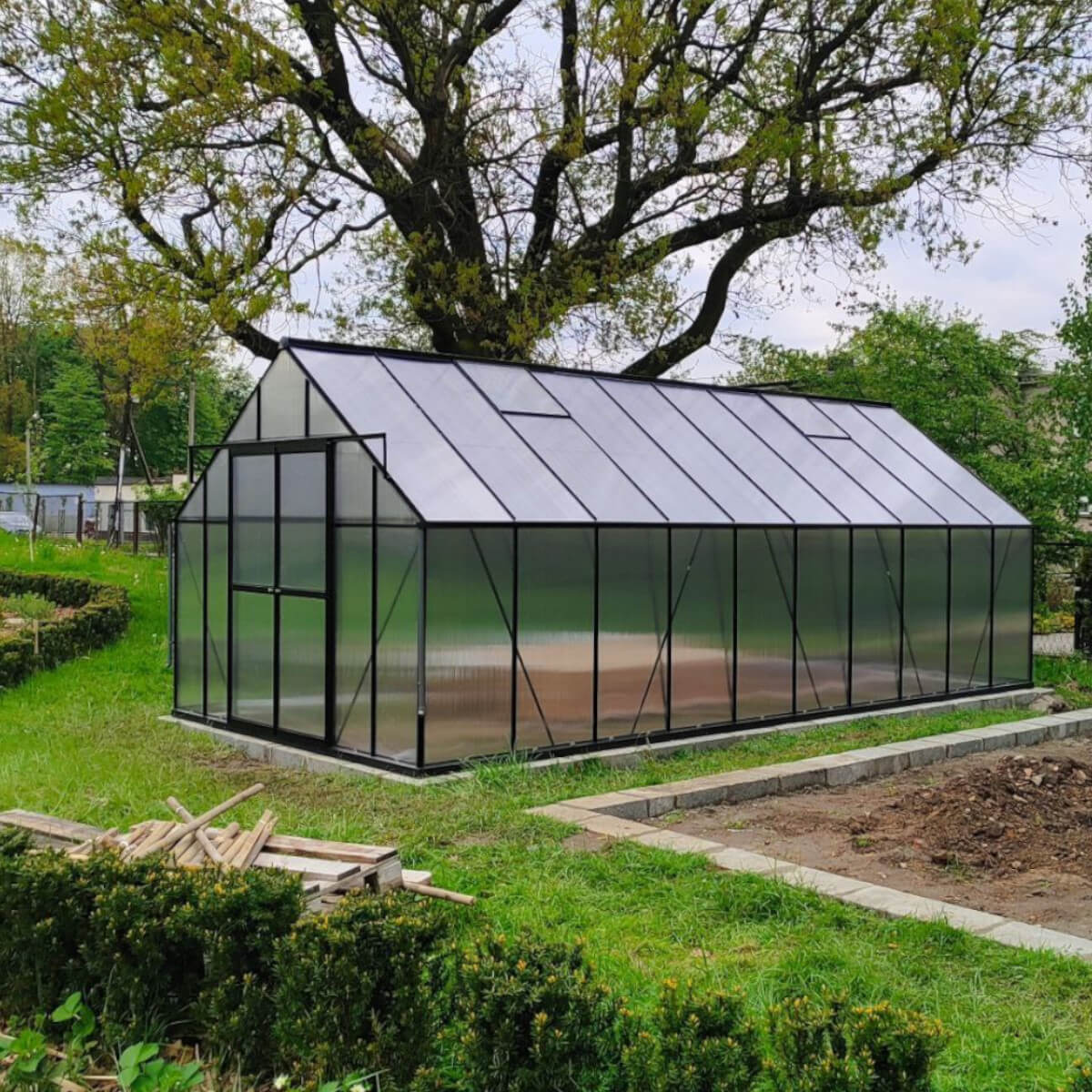 Polykarbonátový skleník Cultivo Slide-In 305x489 cm černý fotografie realizace 9