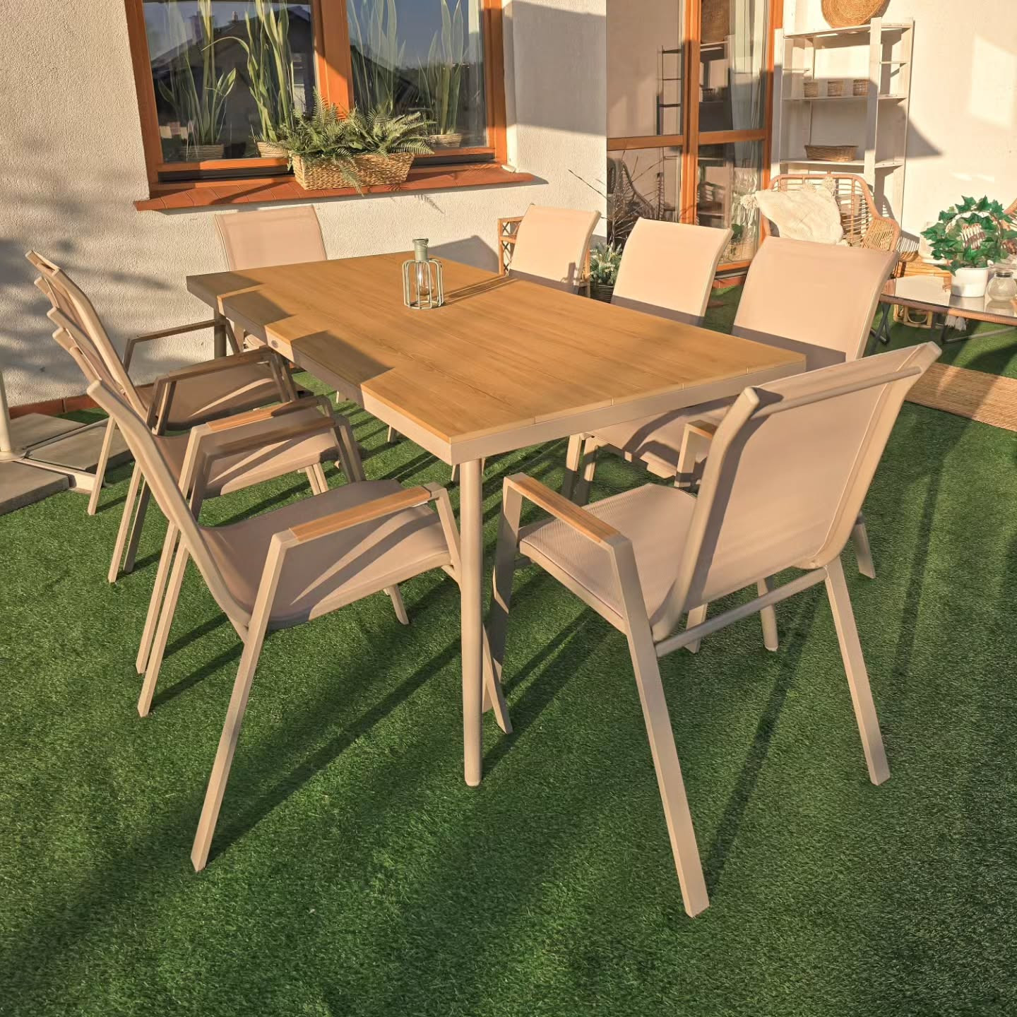 Jídelní zahradní set NOVA DINING 8+1 Taupe - Bjørkka fotografie realizace 1