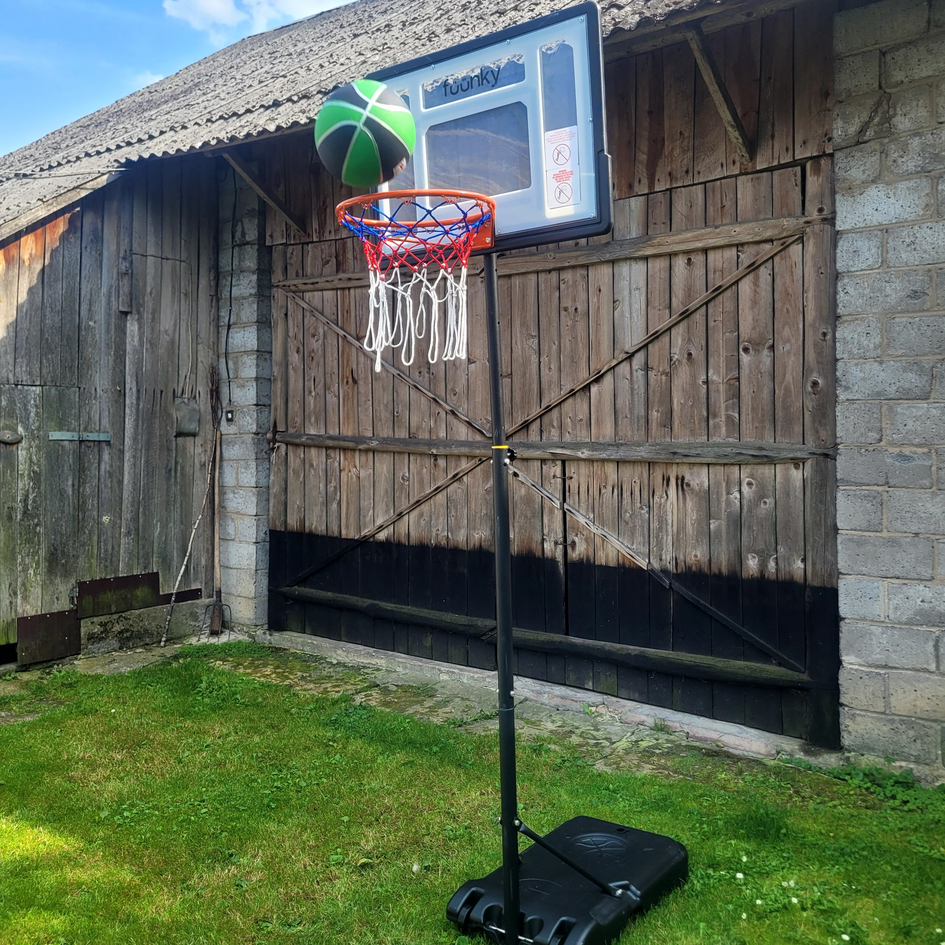 Mobilní basketbalový koš 150-210 cm - Fuunky fotografie realizace 3