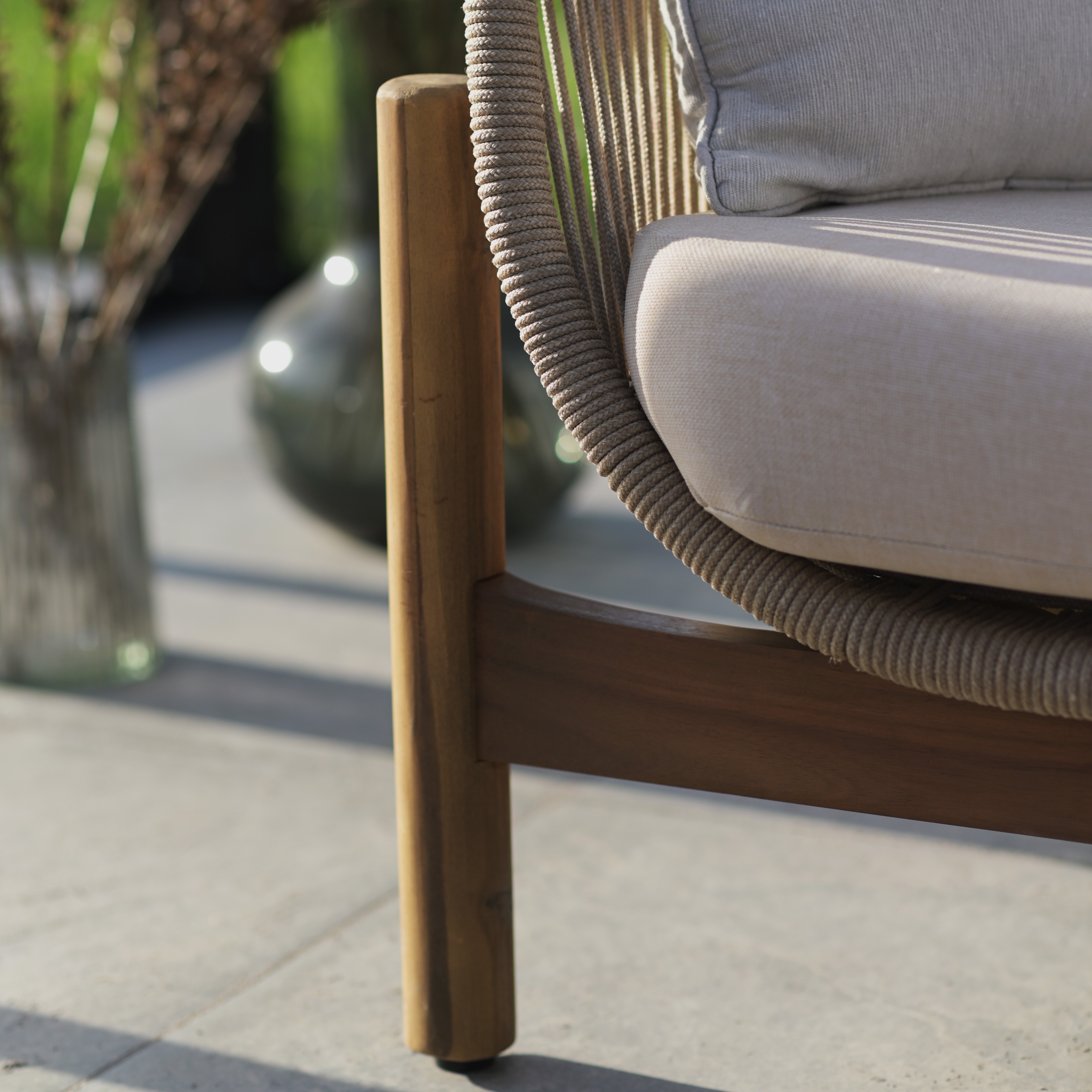 Zahradní sestava BERGEN CAFFE MAX Acacia Wood - Bjørkka fotografie realizace 4