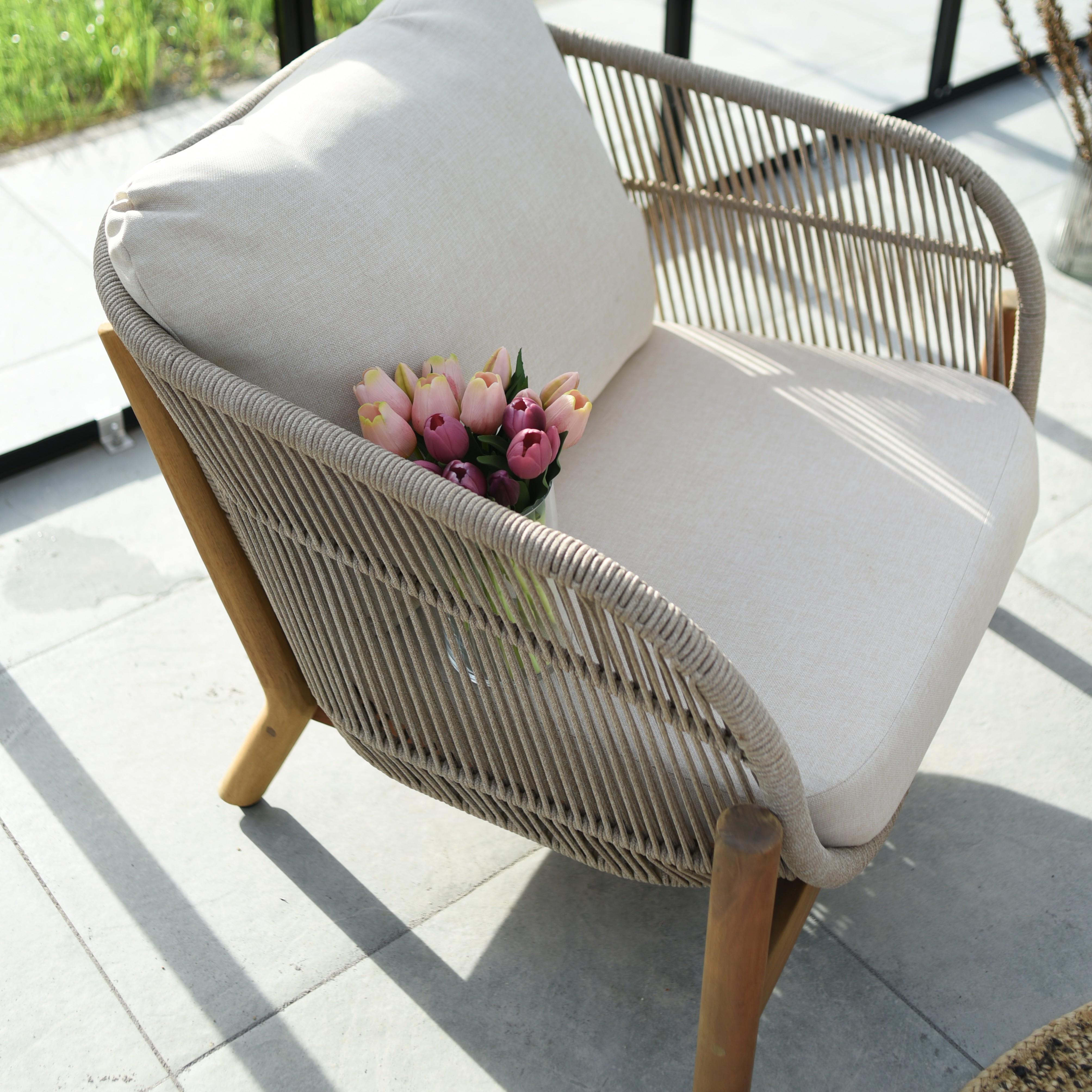 Zahradní sestava BERGEN CAFFE MAX Acacia Wood - Bjørkka fotografie realizace 6