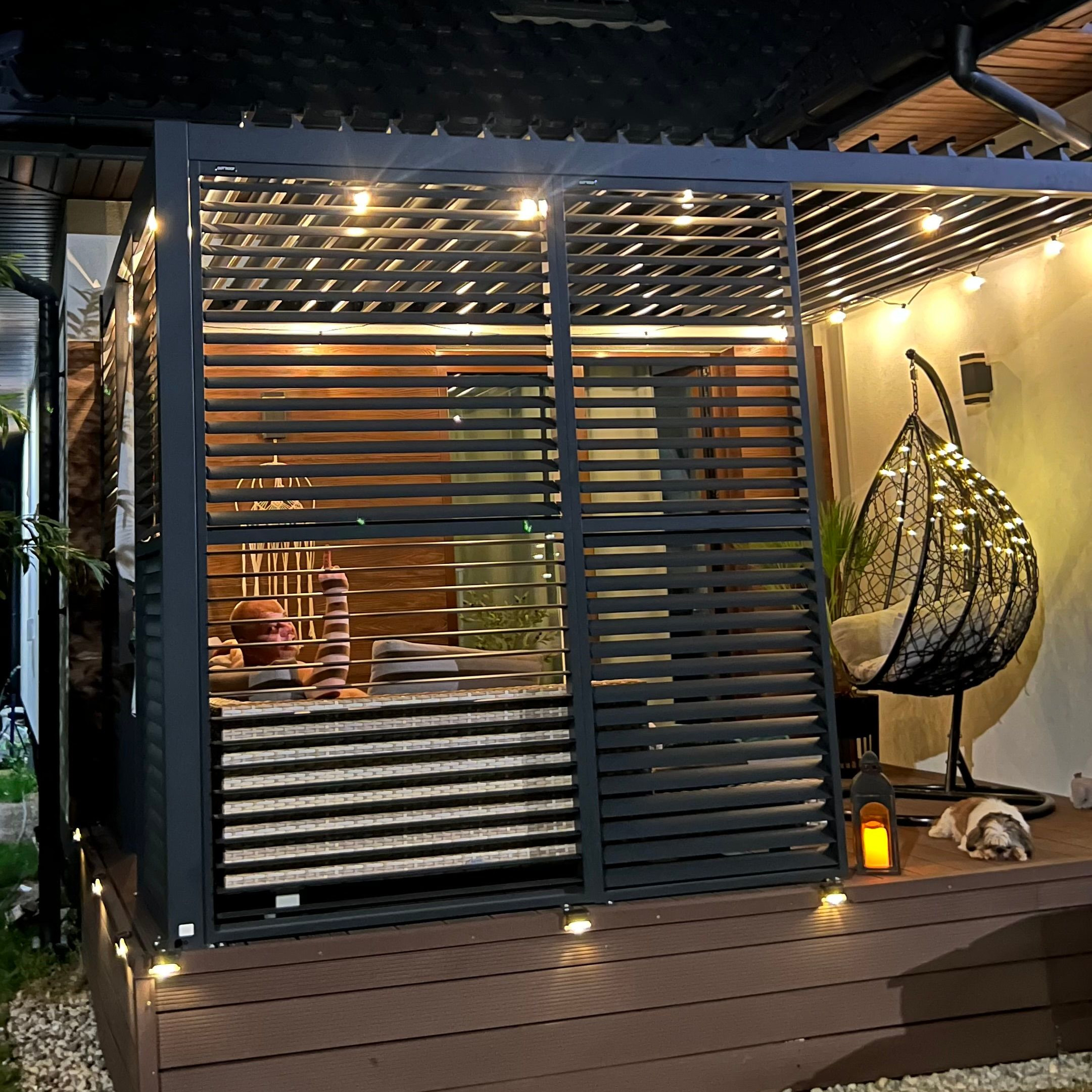 Zahradní pergole PRIMARY 3x4m antracit - Gutroof fotografie realizace 1