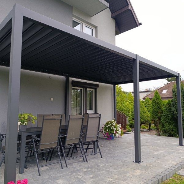 Zahradní pergola PRIMARY 3x5.8 antracitová - Gutroof fotografie realizace 13