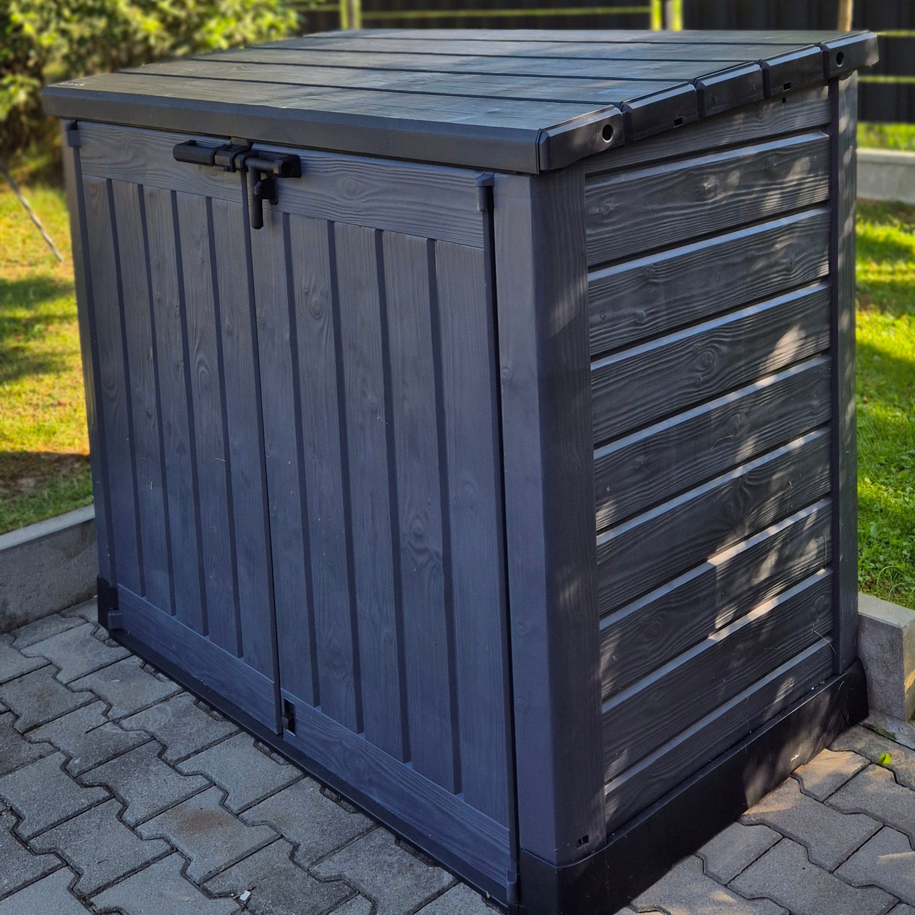Zahradní sklad STORE IT OUT MAX 1200l Tmavě šedá - Keter fotografie realizace 1