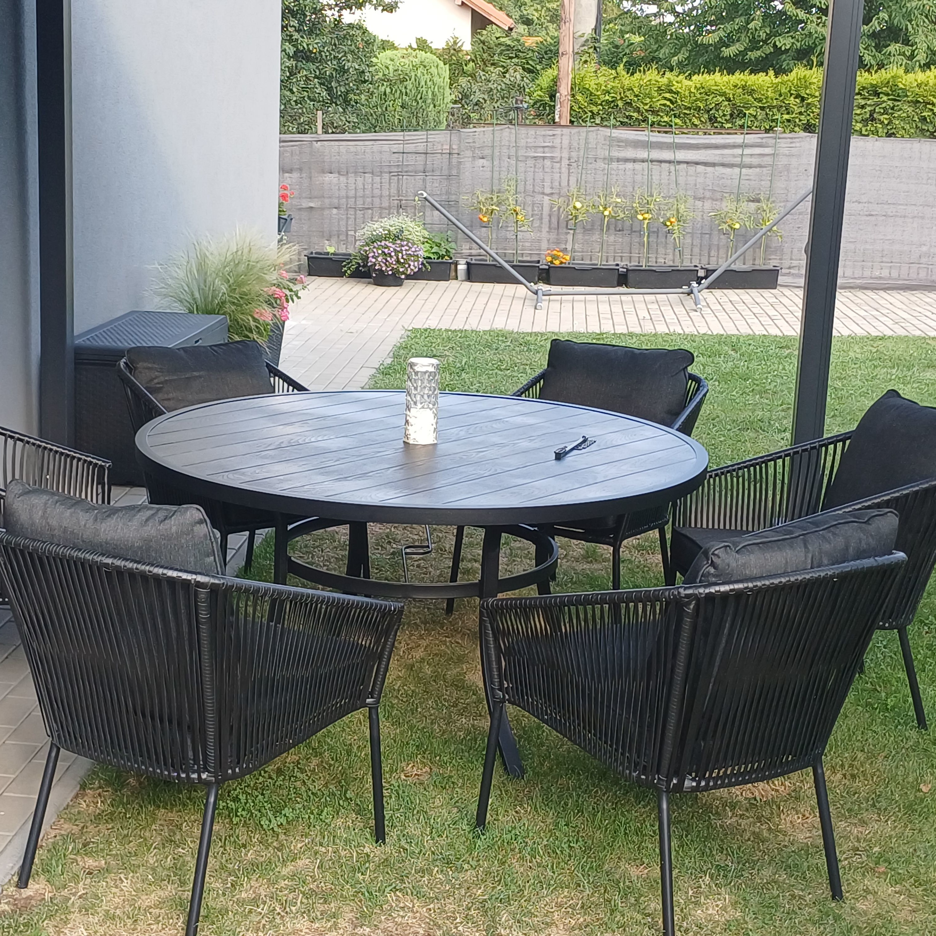Zahradní sestava TAMARA DINING 6+1 Dark Grey - BJORKKA fotografie realizace 3